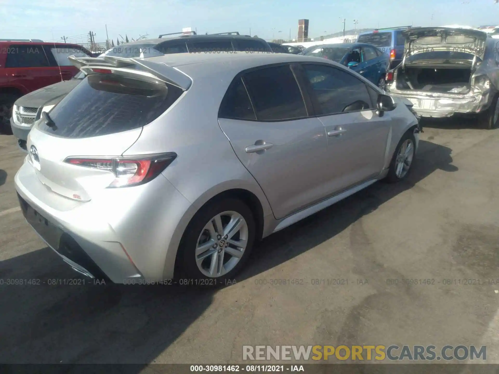 4 Photograph of a damaged car JTNK4RBEXK3020697 TOYOTA COROLLA HATCHBACK 2019