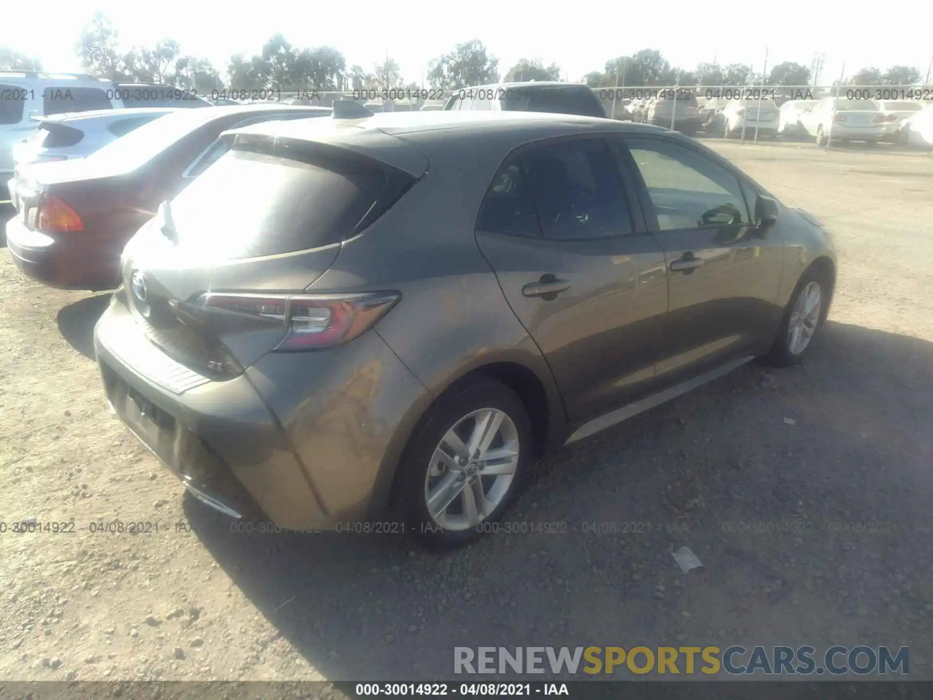 4 Photograph of a damaged car JTNK4RBEXK3022255 TOYOTA COROLLA HATCHBACK 2019