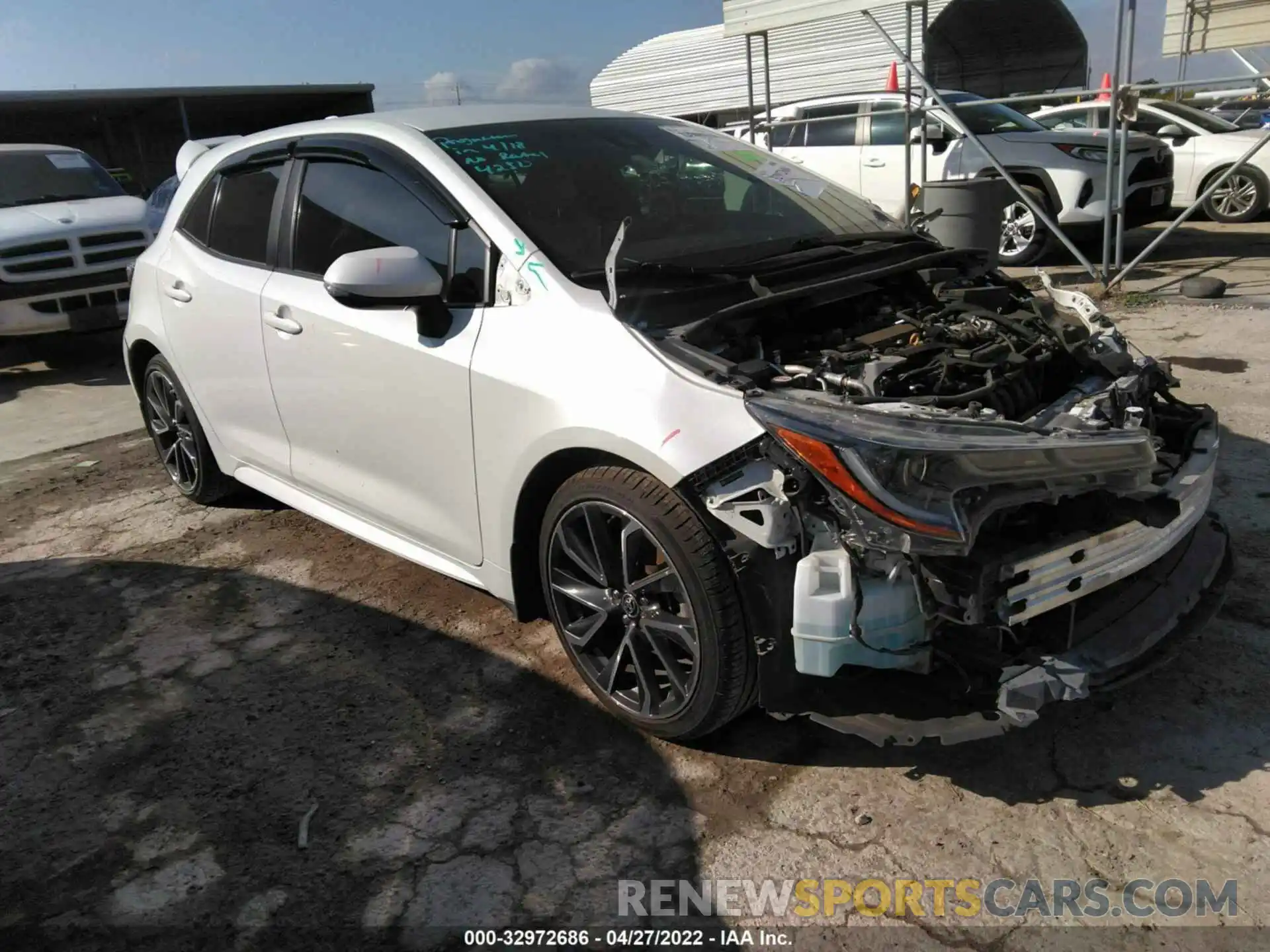 1 Photograph of a damaged car JTNK4RBEXK3028959 TOYOTA COROLLA HATCHBACK 2019