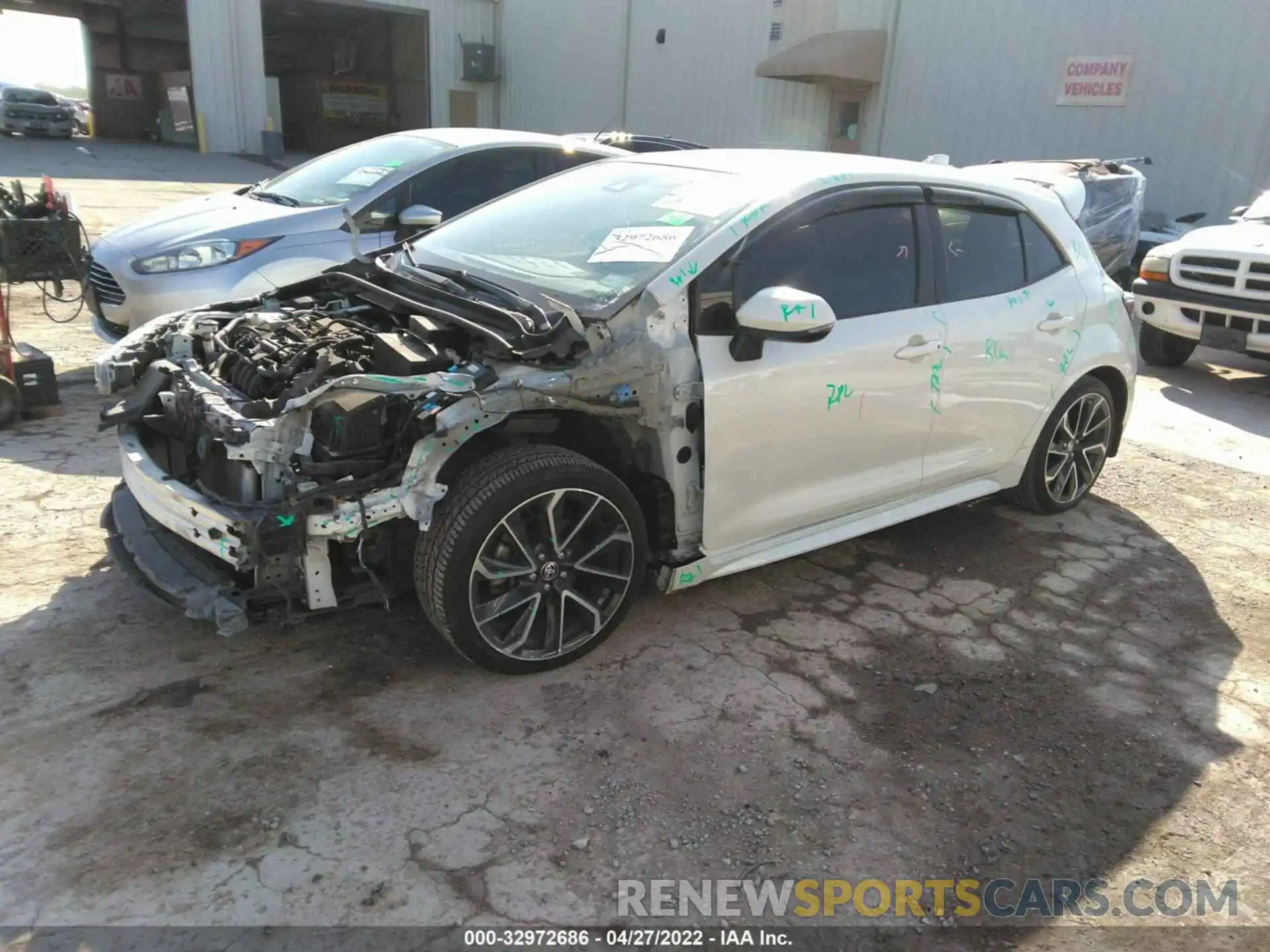 2 Photograph of a damaged car JTNK4RBEXK3028959 TOYOTA COROLLA HATCHBACK 2019