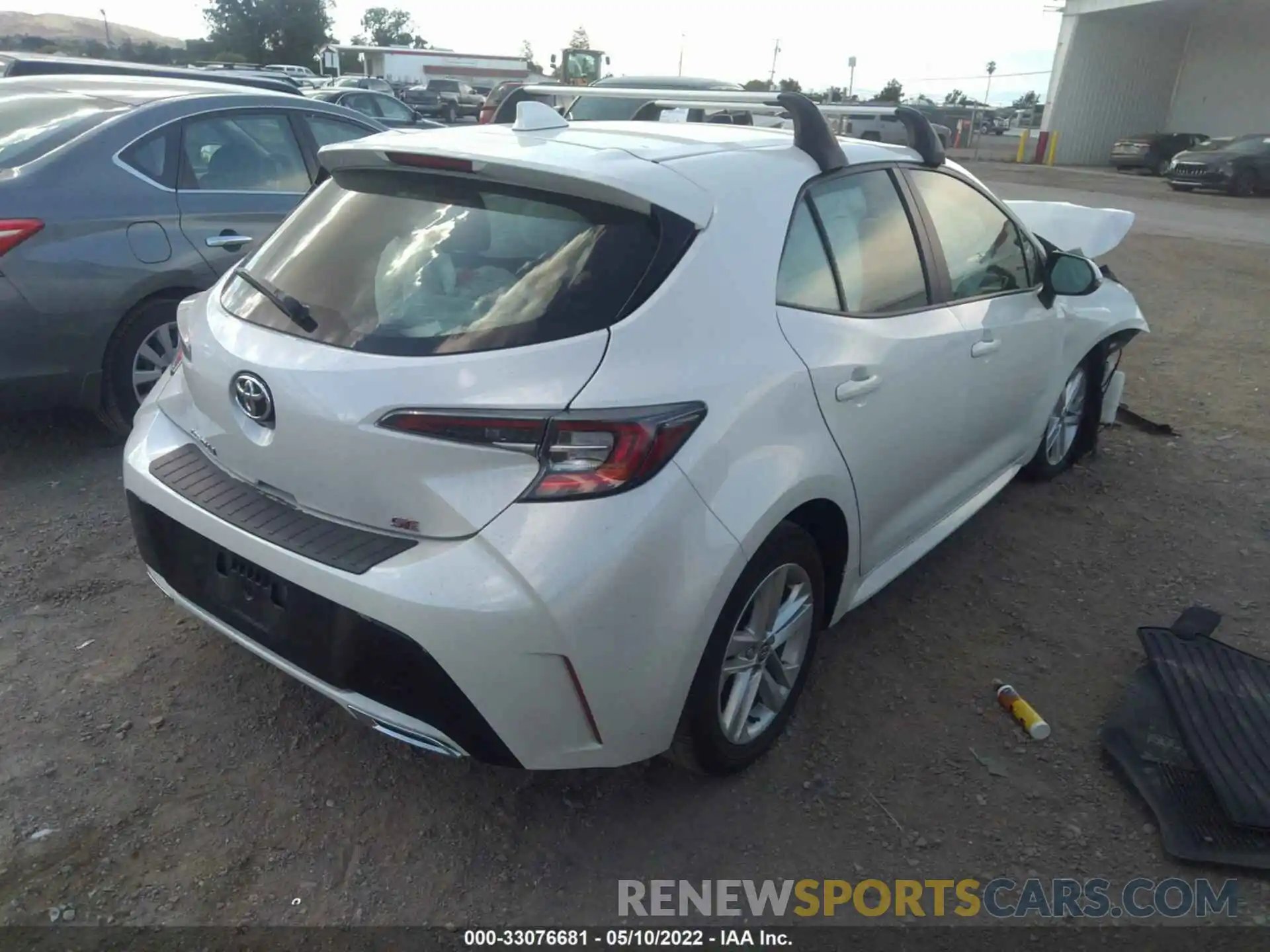 4 Photograph of a damaged car JTNK4RBEXK3059032 TOYOTA COROLLA HATCHBACK 2019