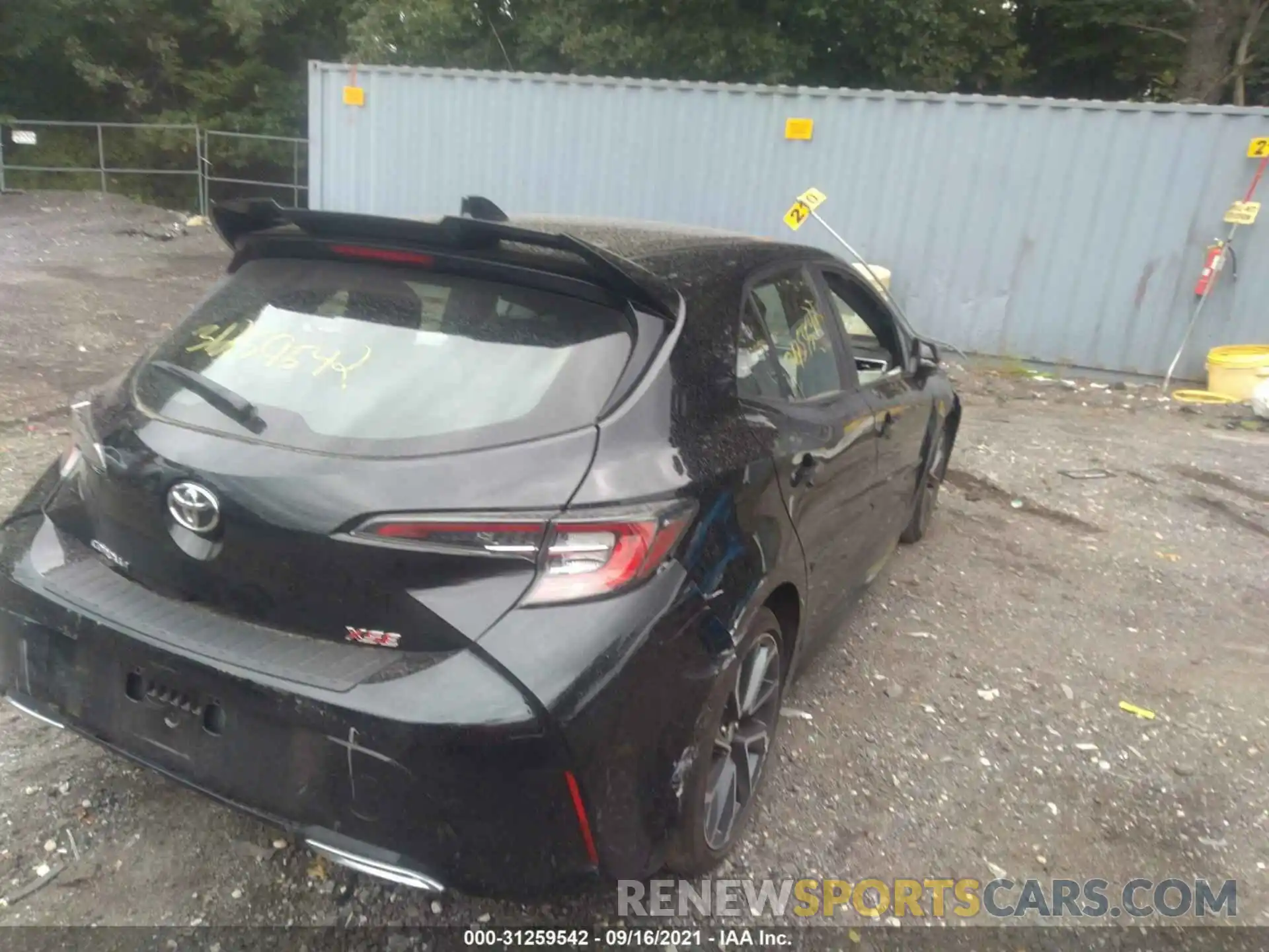 4 Photograph of a damaged car JTNK4RBEXK3065588 TOYOTA COROLLA HATCHBACK 2019