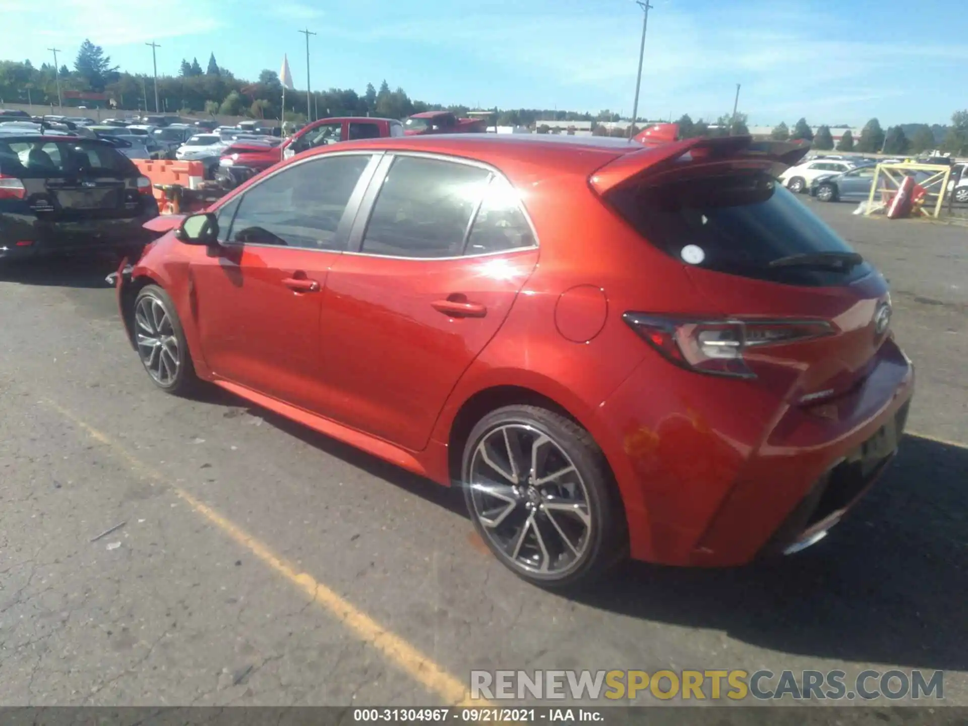 3 Photograph of a damaged car JTNA4RBEXL3086616 TOYOTA COROLLA HATCHBACK 2020