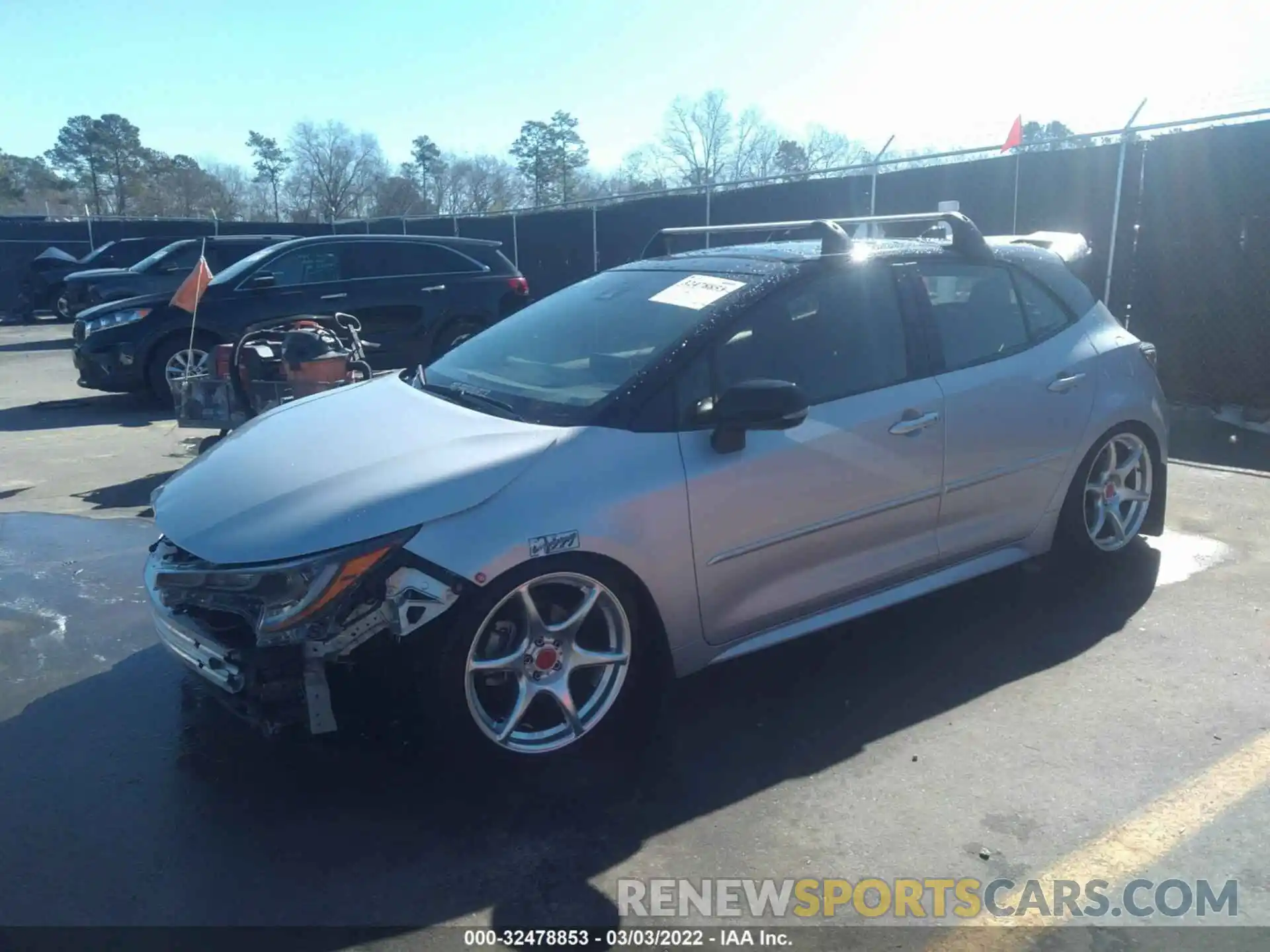 2 Photograph of a damaged car JTNB4RBE3L3092794 TOYOTA COROLLA HATCHBACK 2020