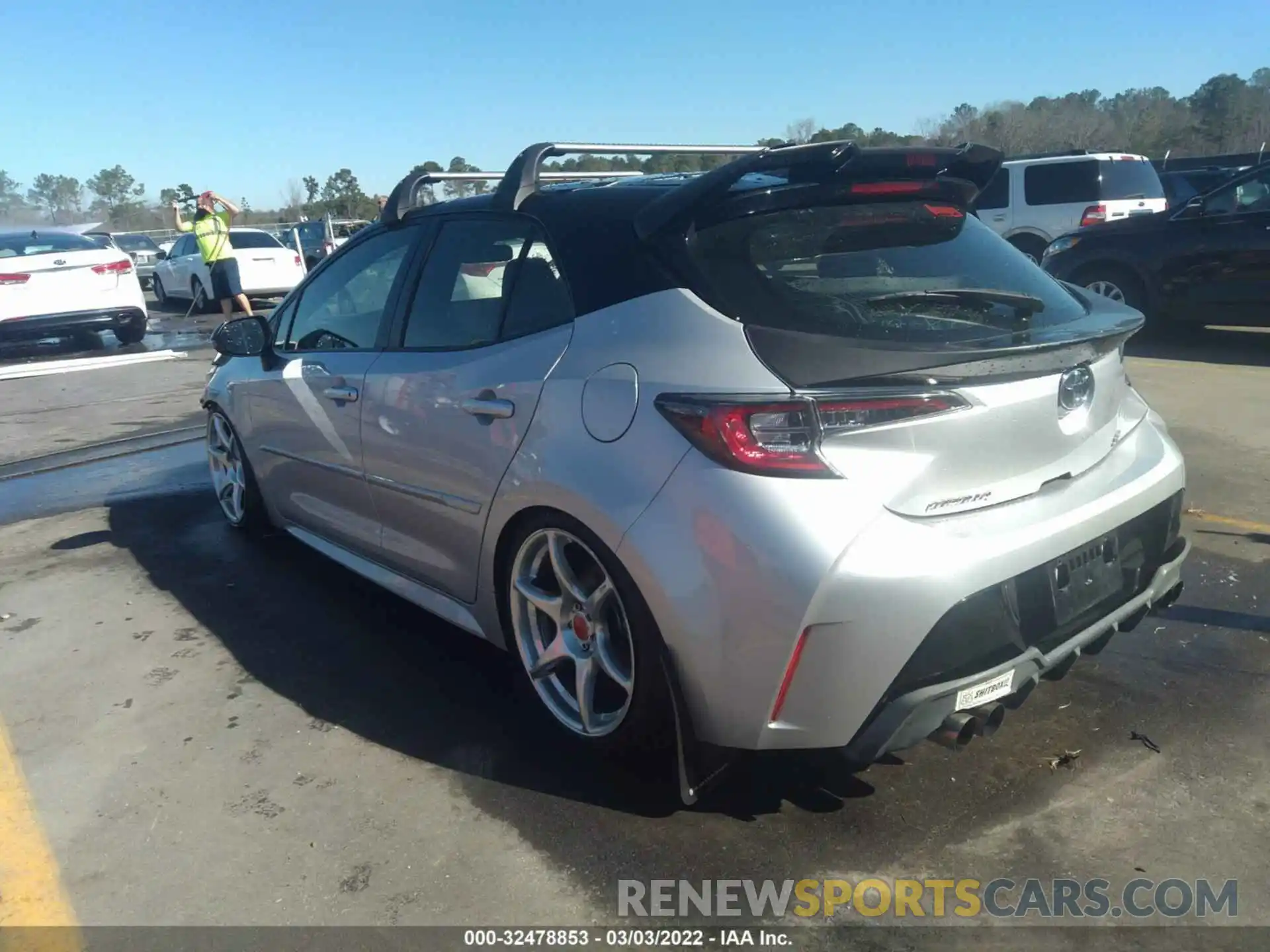 3 Photograph of a damaged car JTNB4RBE3L3092794 TOYOTA COROLLA HATCHBACK 2020