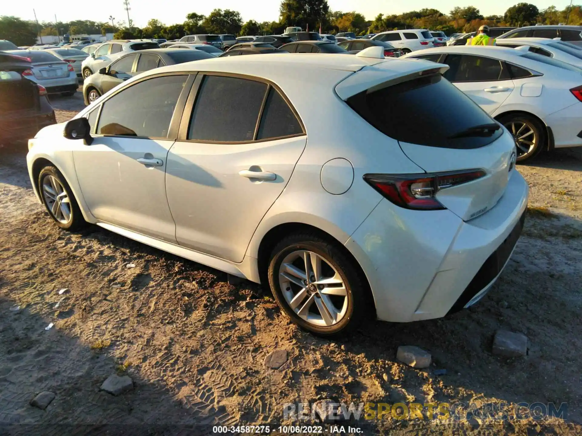 3 Photograph of a damaged car JTNB4RBE5L3096412 TOYOTA COROLLA HATCHBACK 2020