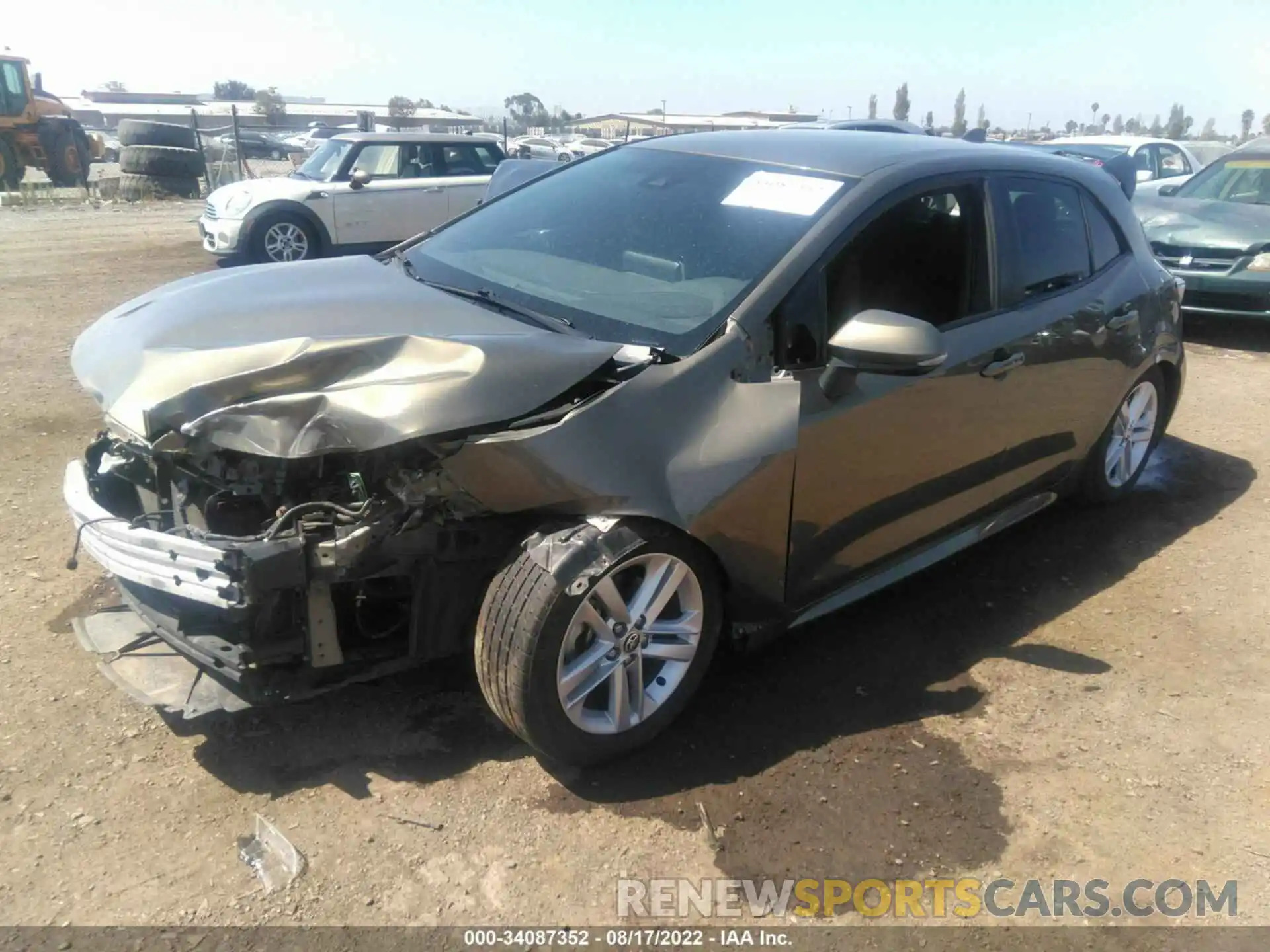 2 Photograph of a damaged car JTNB4RBE6L3080980 TOYOTA COROLLA HATCHBACK 2020