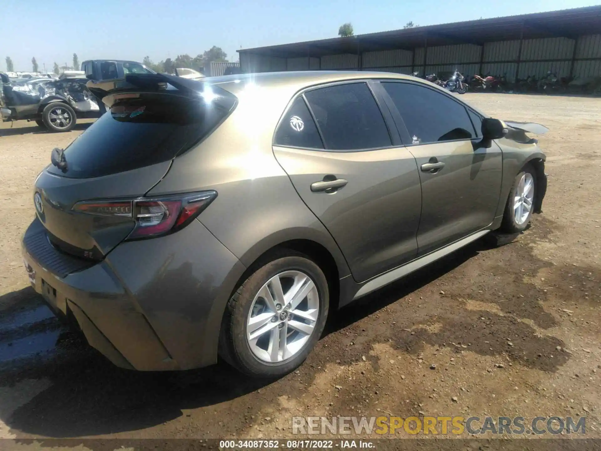 4 Photograph of a damaged car JTNB4RBE6L3080980 TOYOTA COROLLA HATCHBACK 2020