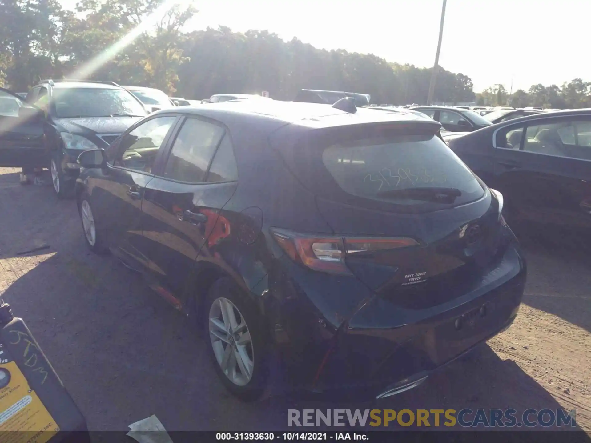 3 Photograph of a damaged car JTNB4RBE9L3080567 TOYOTA COROLLA HATCHBACK 2020