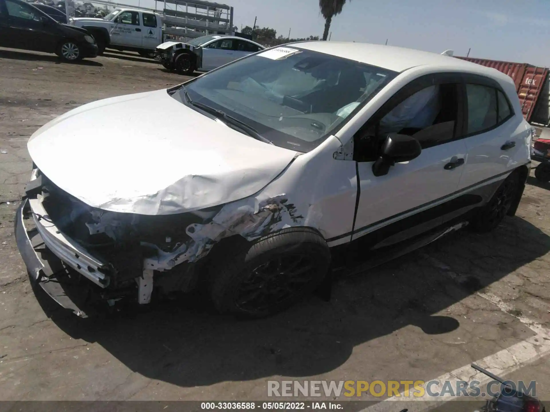 2 Photograph of a damaged car JTNB4RBE9L3091102 TOYOTA COROLLA HATCHBACK 2020