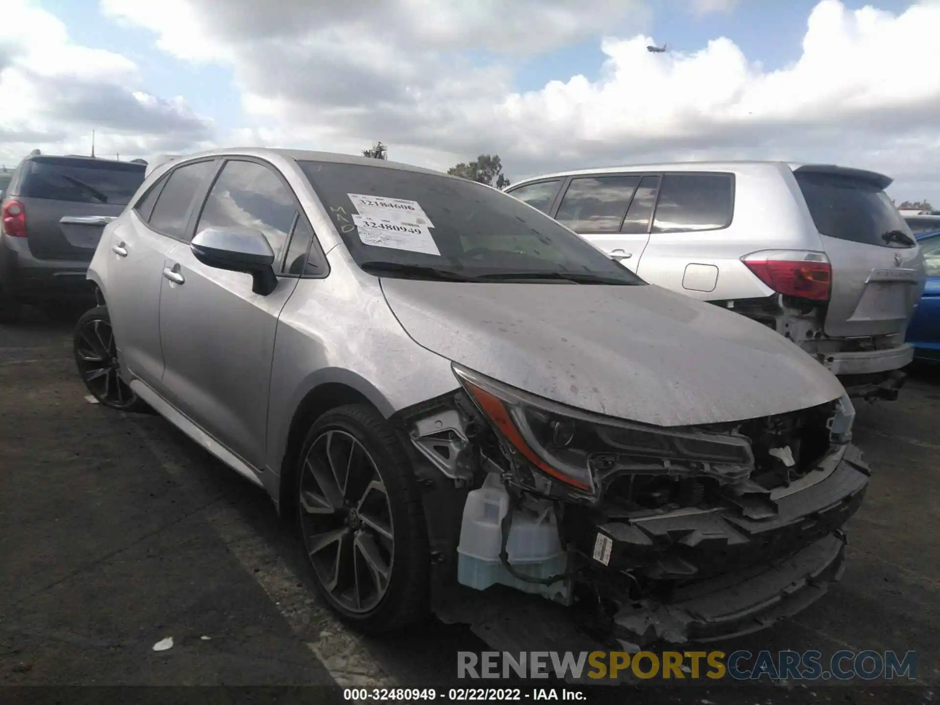 1 Photograph of a damaged car JTNC4RBE0L3075844 TOYOTA COROLLA HATCHBACK 2020