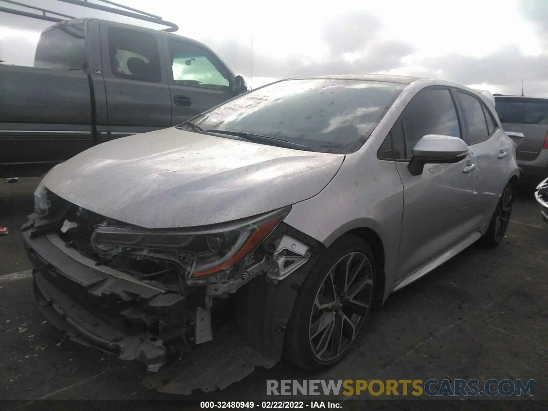 2 Photograph of a damaged car JTNC4RBE0L3075844 TOYOTA COROLLA HATCHBACK 2020