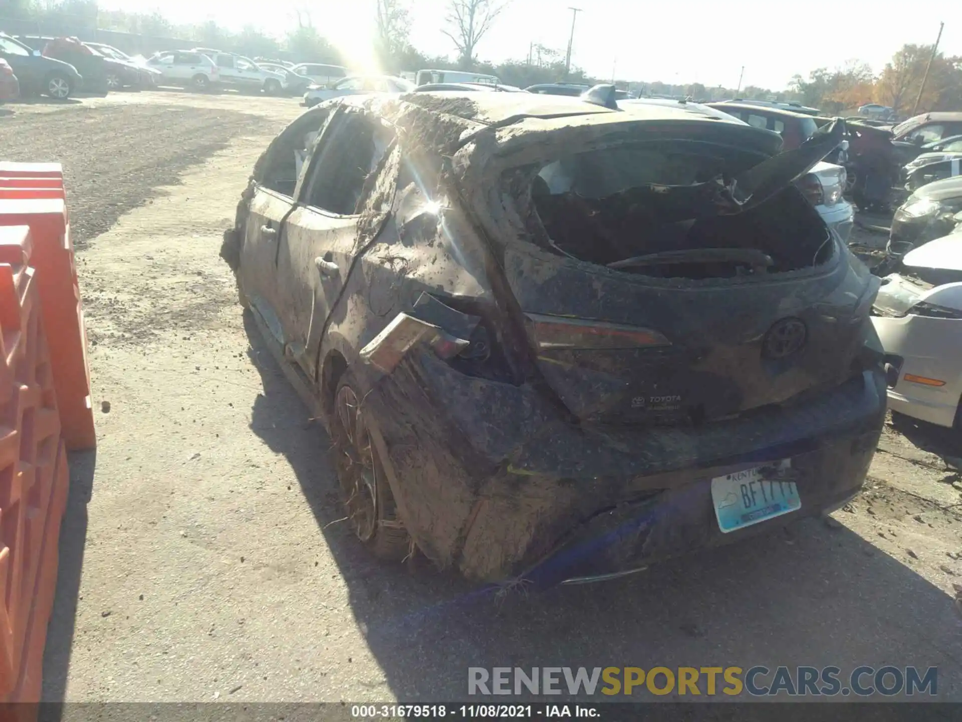 3 Photograph of a damaged car JTNC4RBE0L3103710 TOYOTA COROLLA HATCHBACK 2020