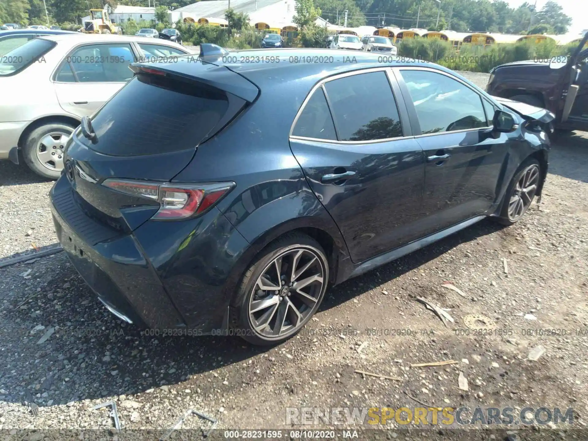 4 Photograph of a damaged car JTNC4RBE1L3076422 TOYOTA COROLLA HATCHBACK 2020