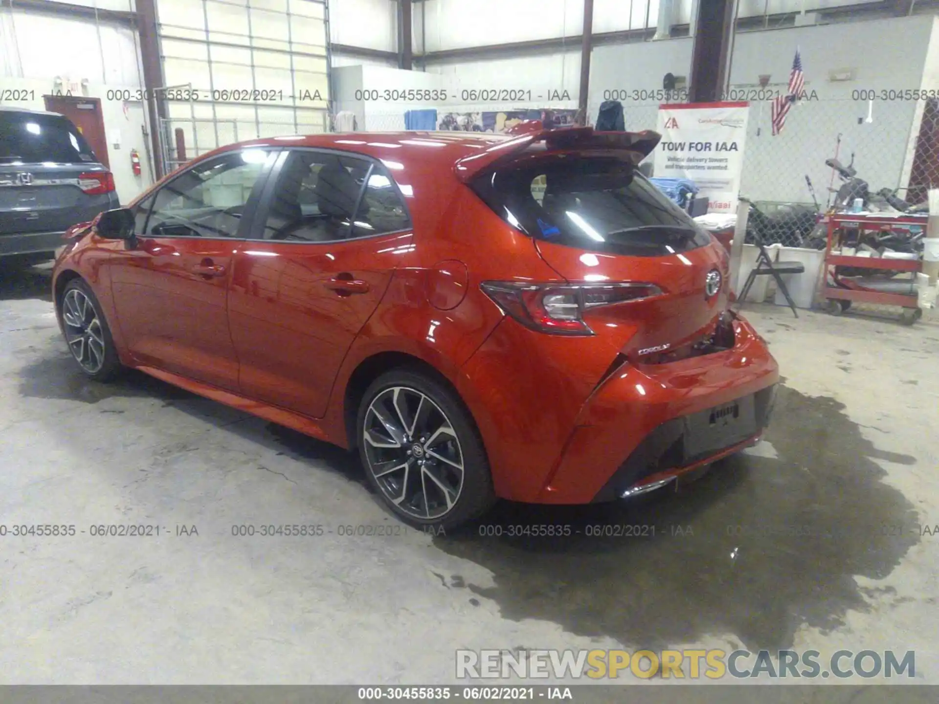 3 Photograph of a damaged car JTNC4RBE2L3095982 TOYOTA COROLLA HATCHBACK 2020