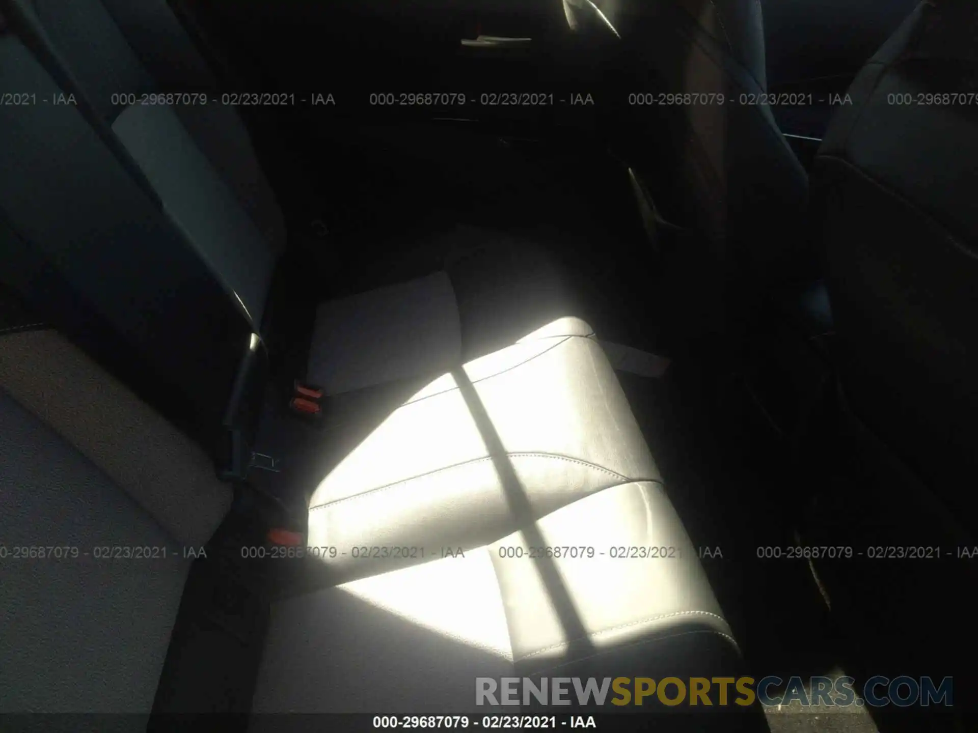 8 Photograph of a damaged car JTNC4RBE2L3101621 TOYOTA COROLLA HATCHBACK 2020