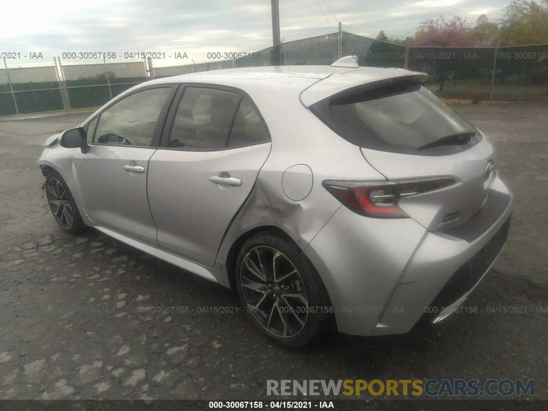 3 Photograph of a damaged car JTNC4RBE3L3092069 TOYOTA COROLLA HATCHBACK 2020