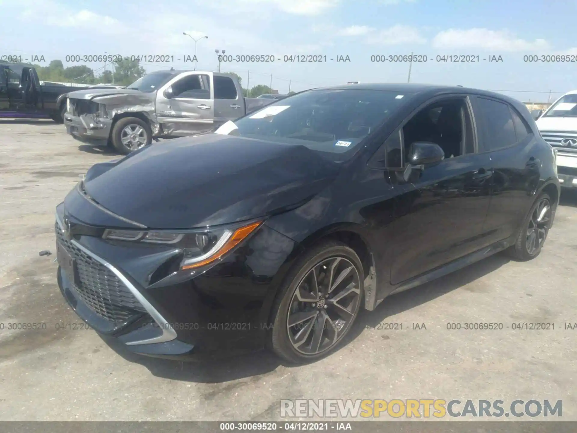 2 Photograph of a damaged car JTNC4RBE4L3087852 TOYOTA COROLLA HATCHBACK 2020