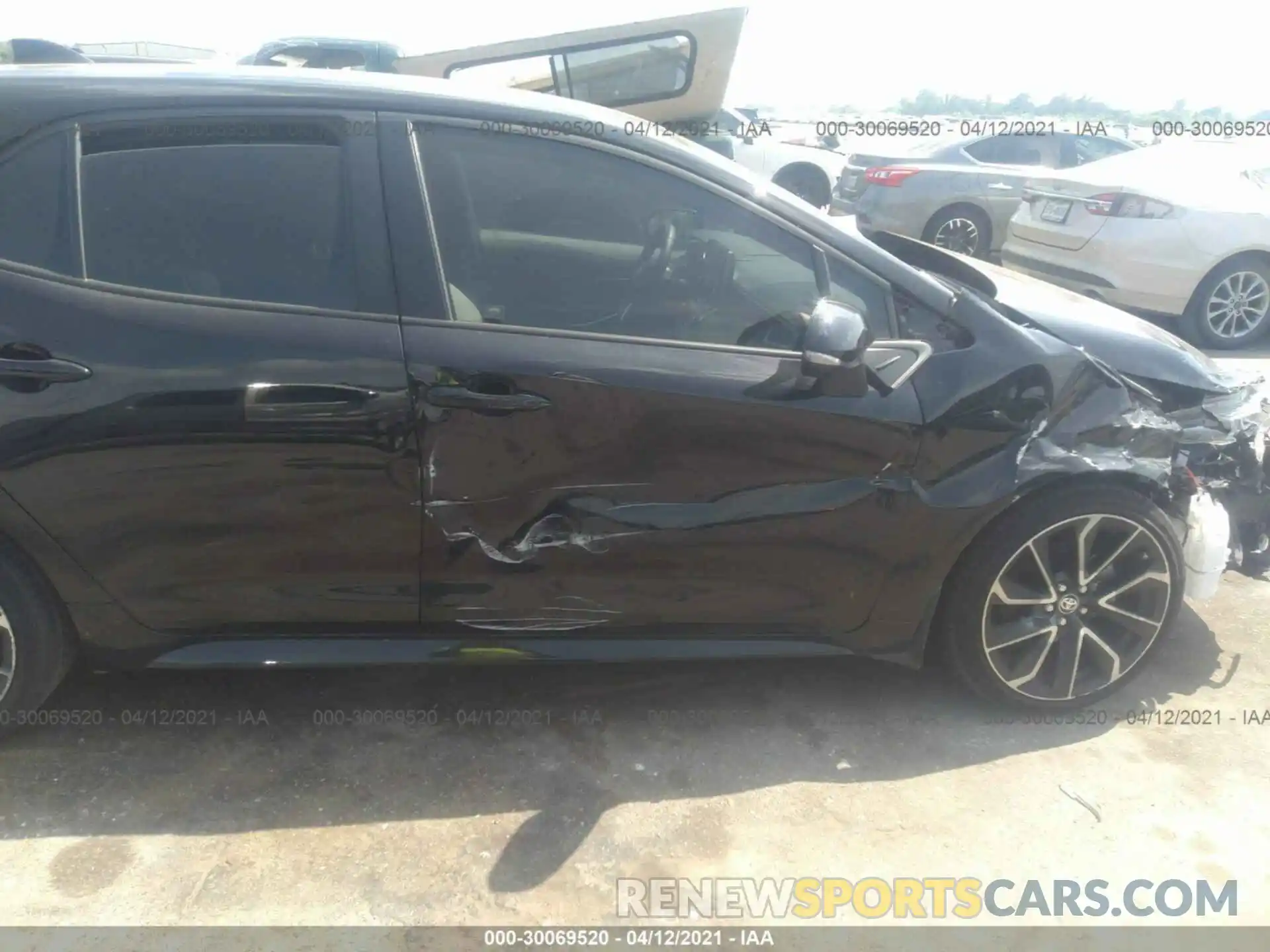 6 Photograph of a damaged car JTNC4RBE4L3087852 TOYOTA COROLLA HATCHBACK 2020