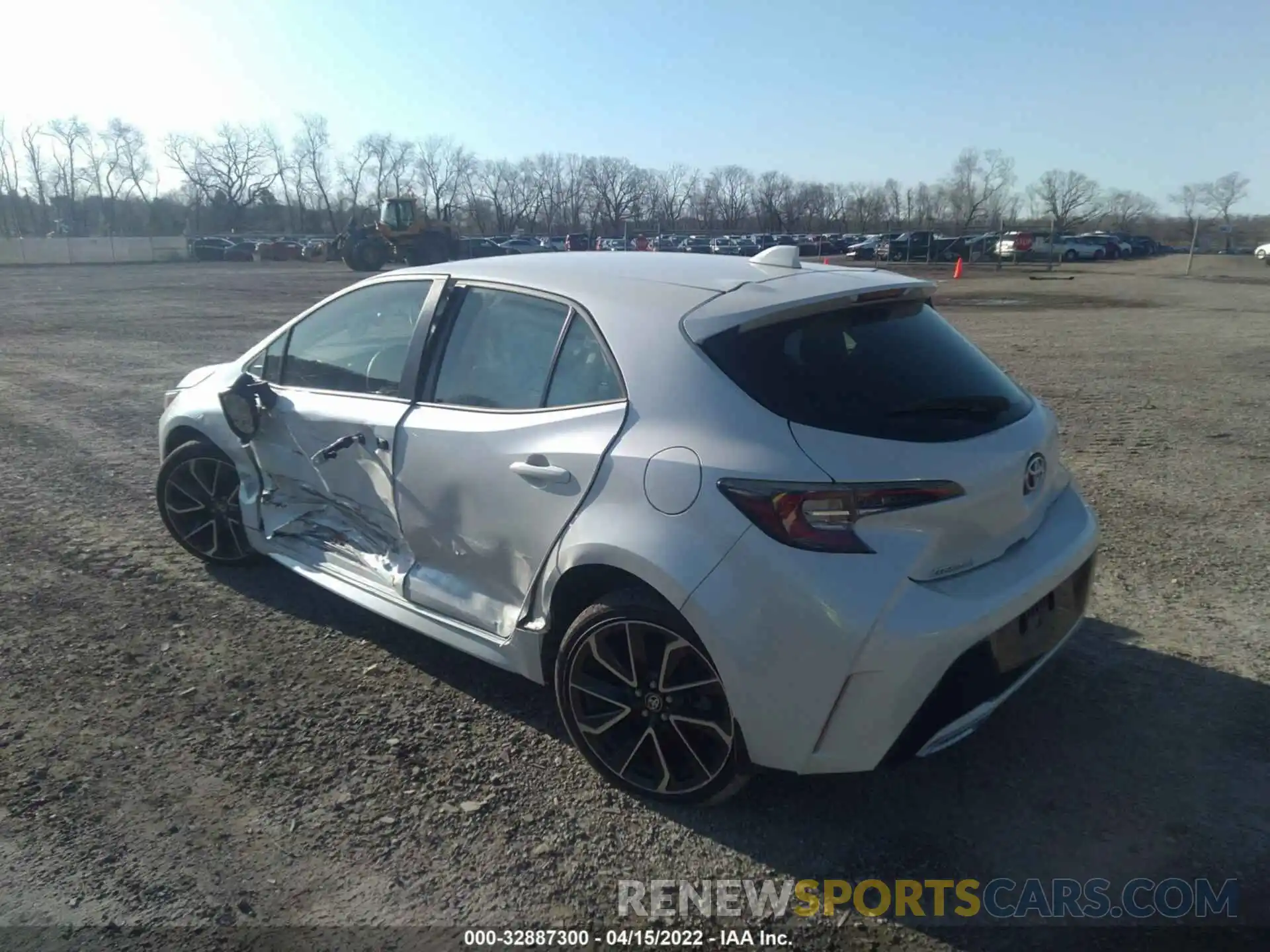 3 Photograph of a damaged car JTNC4RBE6L3095161 TOYOTA COROLLA HATCHBACK 2020