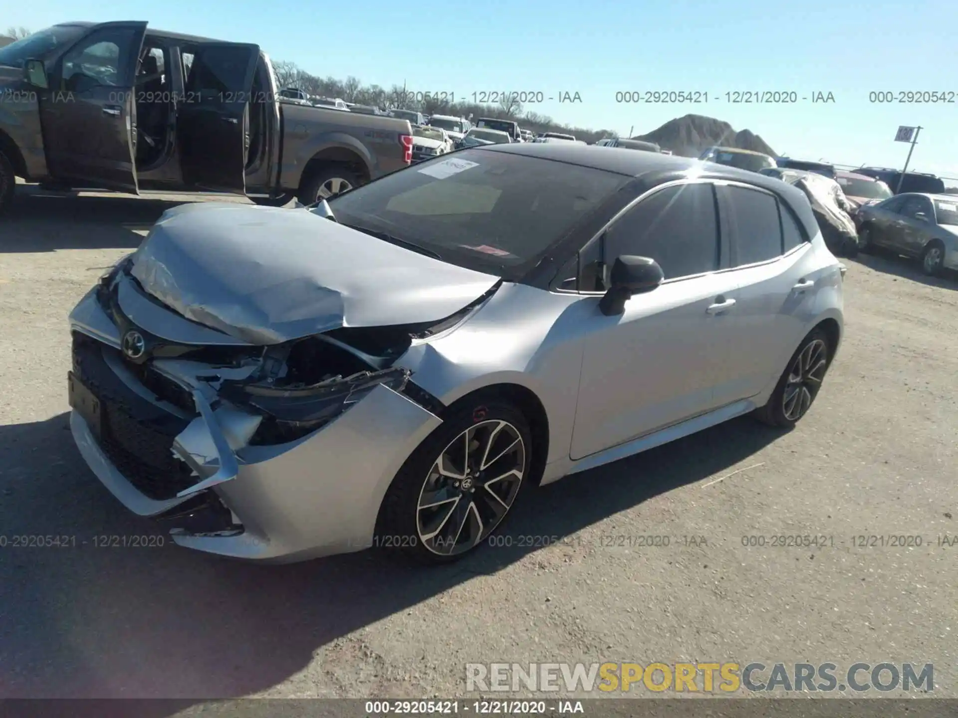 2 Photograph of a damaged car JTNC4RBE7L3081608 TOYOTA COROLLA HATCHBACK 2020