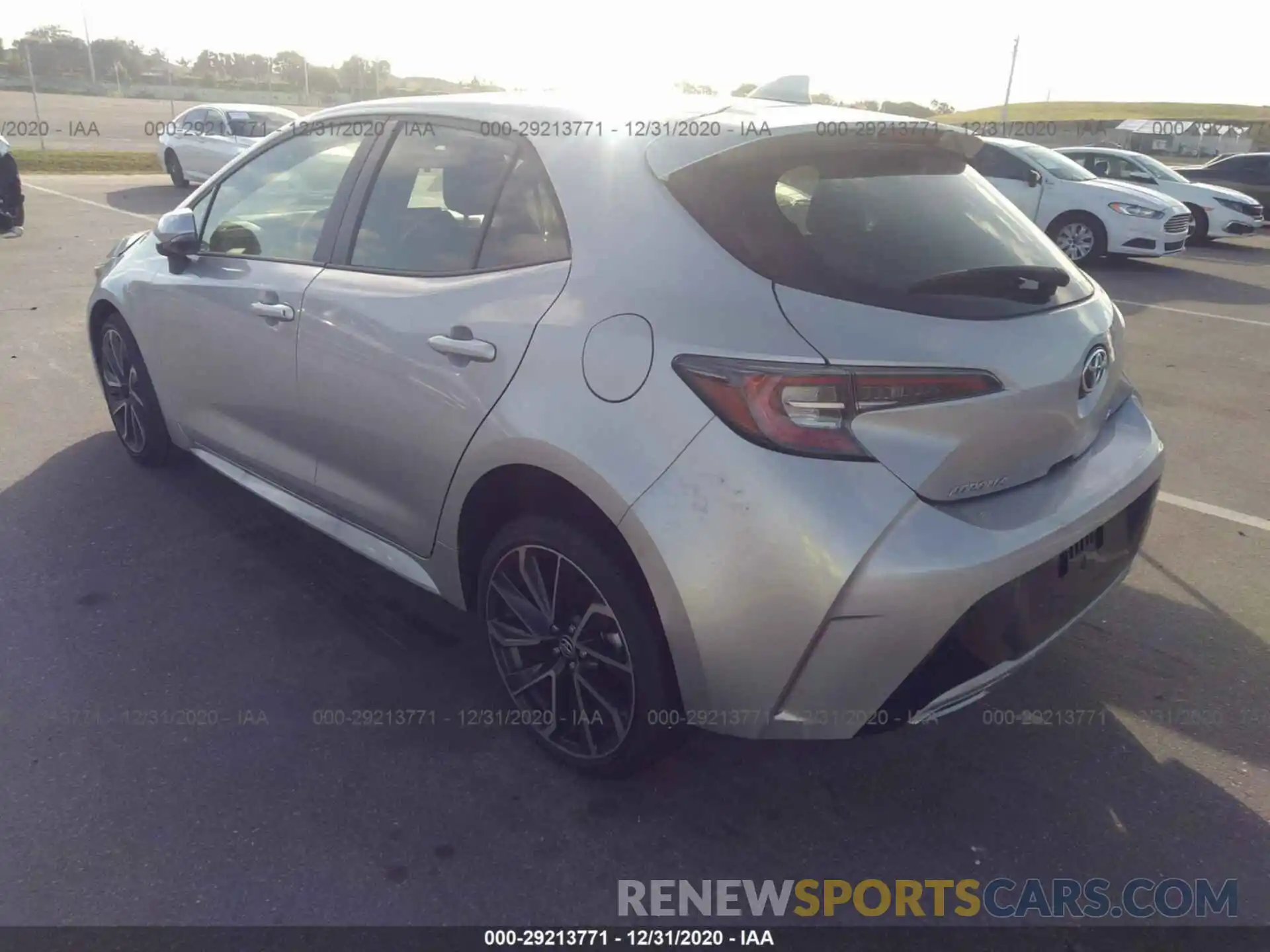 3 Photograph of a damaged car JTNC4RBE7L3101713 TOYOTA COROLLA HATCHBACK 2020