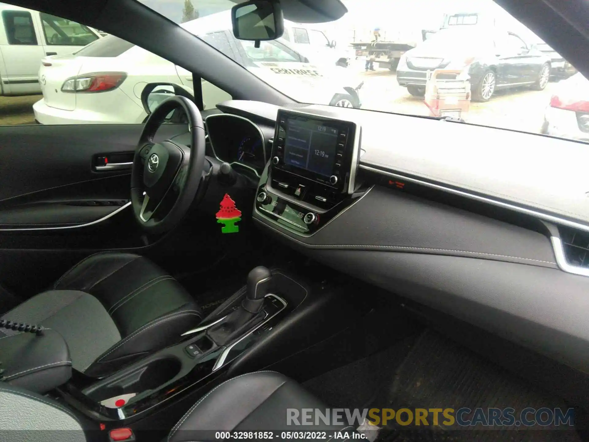 5 Photograph of a damaged car JTNC4RBE8L3094478 TOYOTA COROLLA HATCHBACK 2020