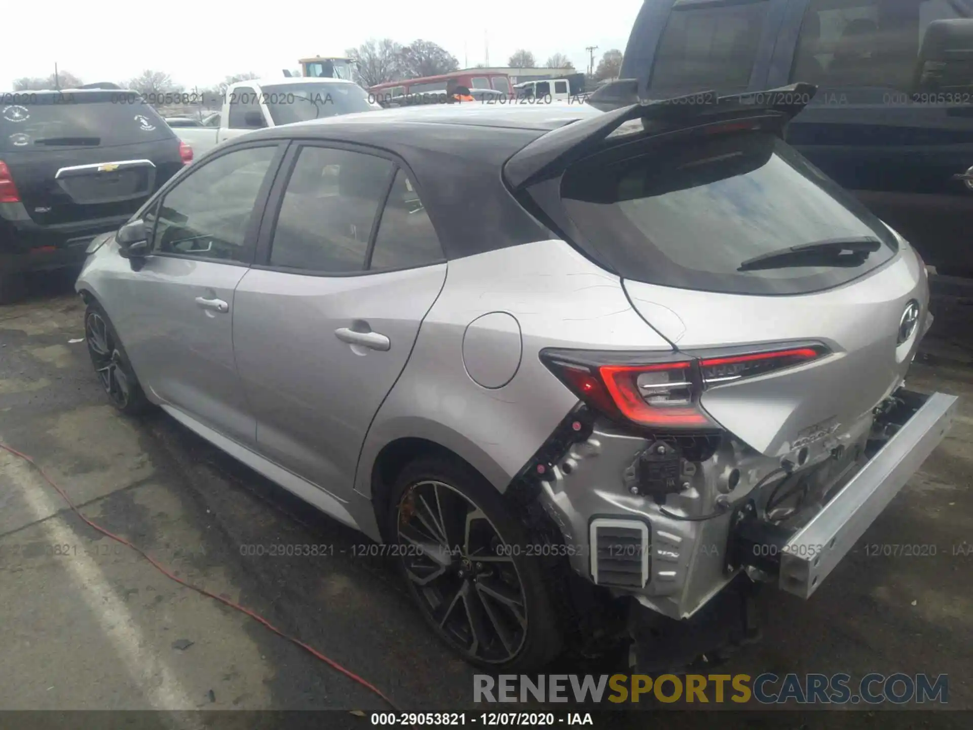 3 Photograph of a damaged car JTNC4RBE8L3096831 TOYOTA COROLLA HATCHBACK 2020