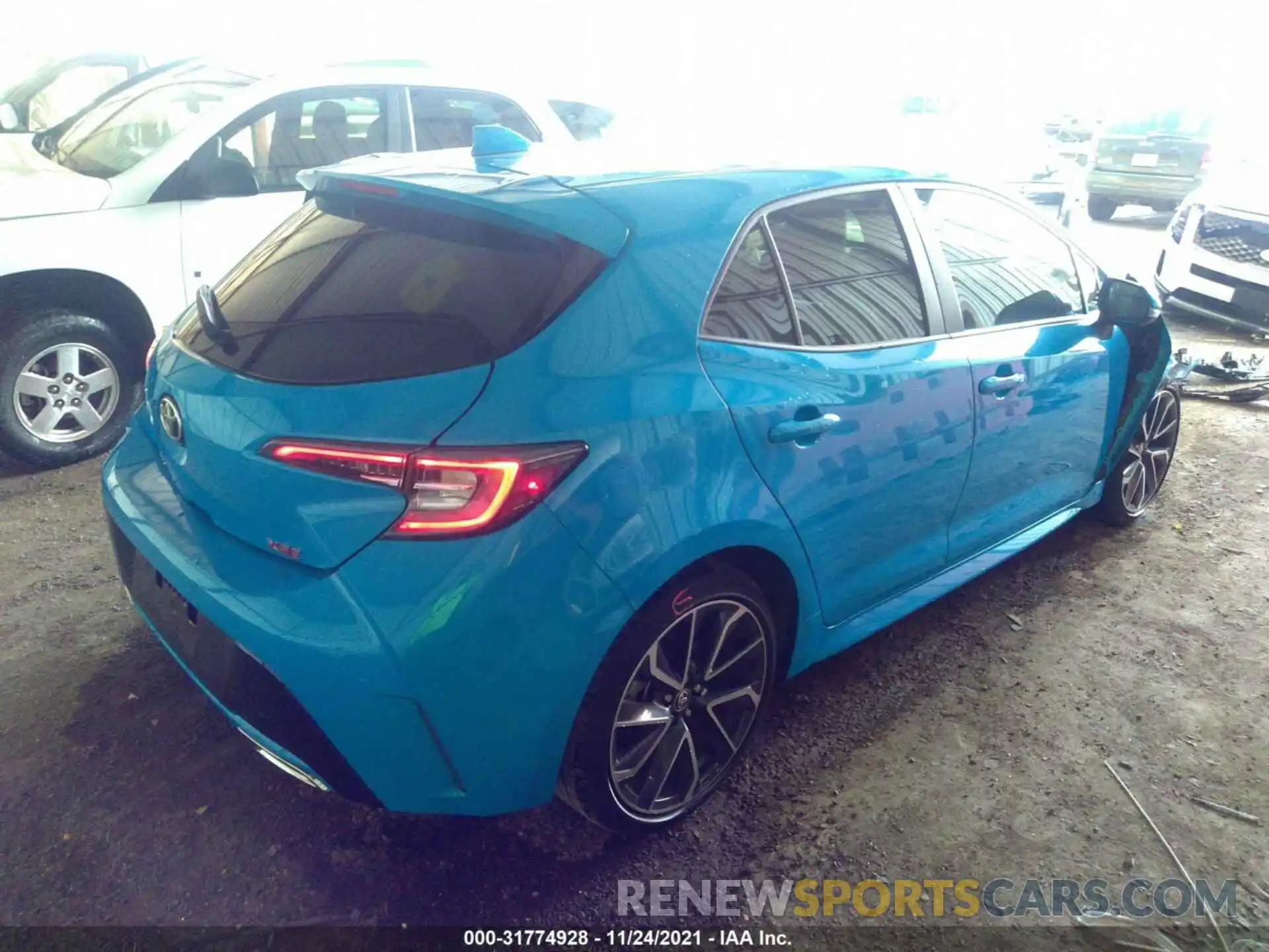 4 Photograph of a damaged car JTNC4RBE9L3078144 TOYOTA COROLLA HATCHBACK 2020