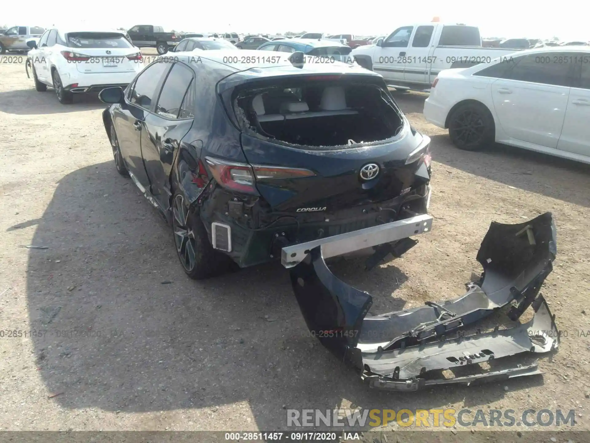 3 Фотография поврежденного автомобиля JTNC4RBE9L3082520 TOYOTA COROLLA HATCHBACK 2020