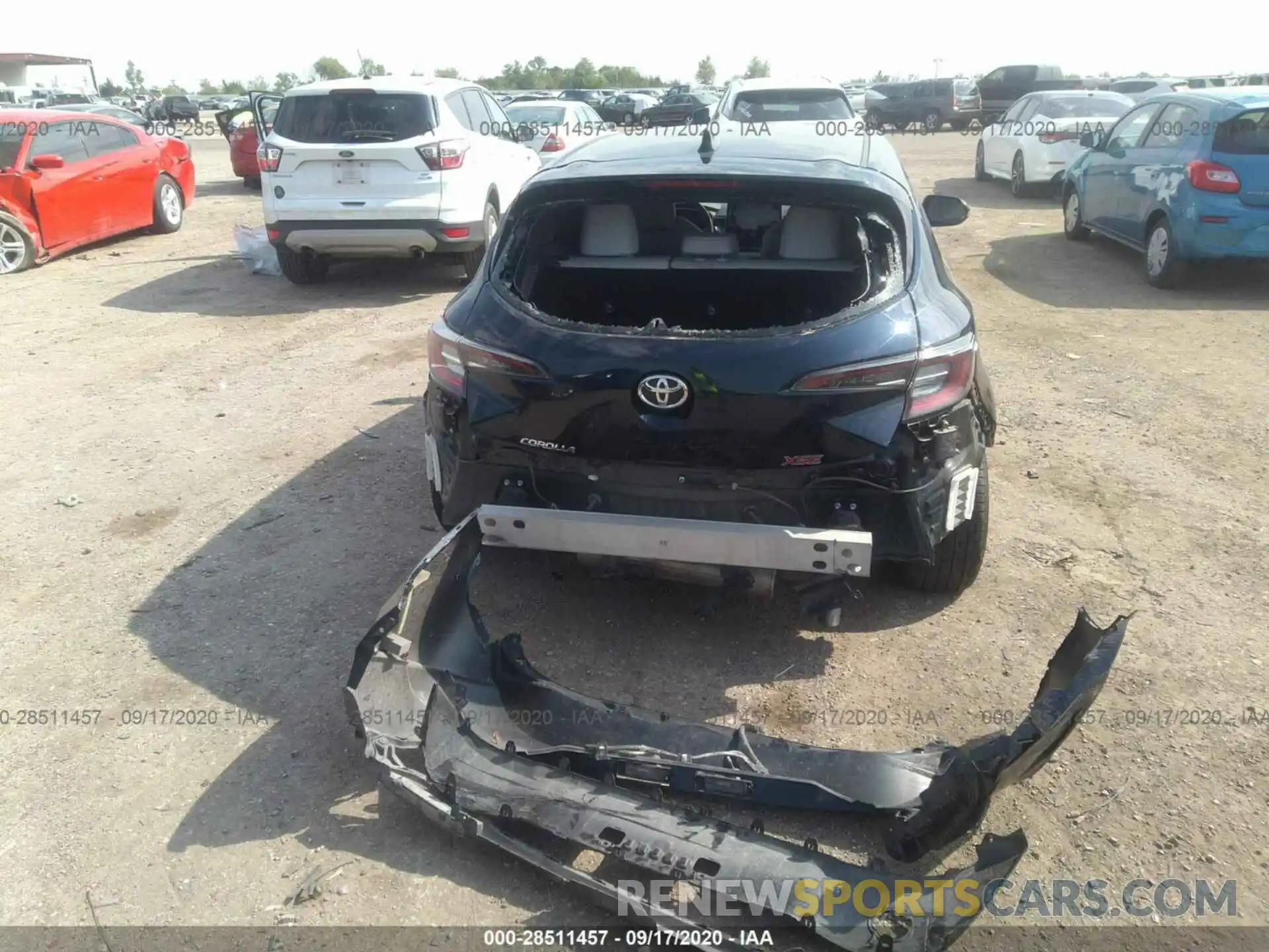 6 Photograph of a damaged car JTNC4RBE9L3082520 TOYOTA COROLLA HATCHBACK 2020