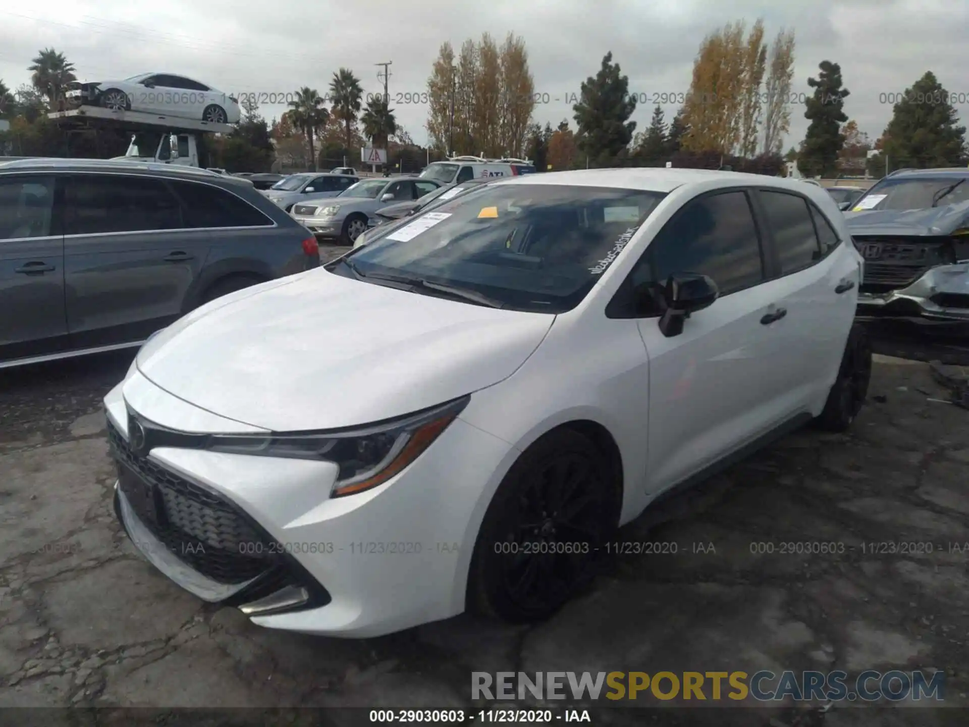 2 Photograph of a damaged car JTND4RBE0L3075296 TOYOTA COROLLA HATCHBACK 2020