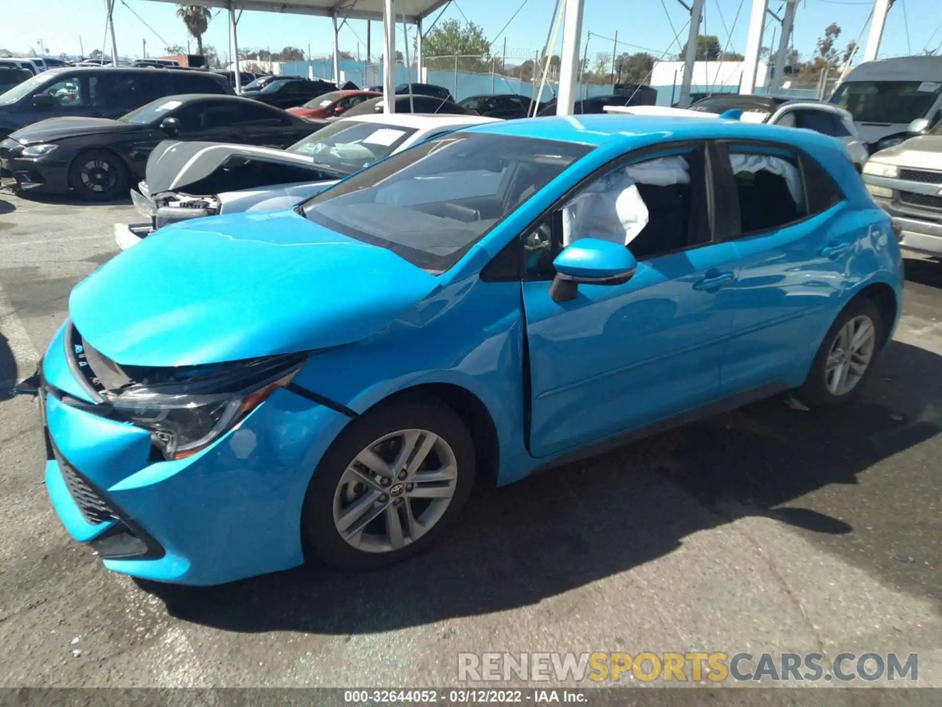 2 Photograph of a damaged car JTND4RBE0L3079672 TOYOTA COROLLA HATCHBACK 2020