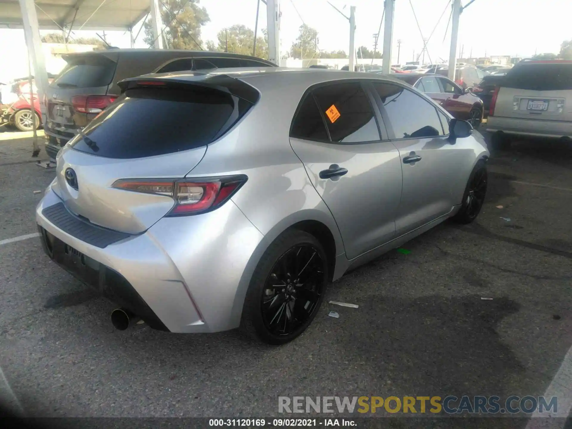 4 Photograph of a damaged car JTND4RBE0L3087139 TOYOTA COROLLA HATCHBACK 2020