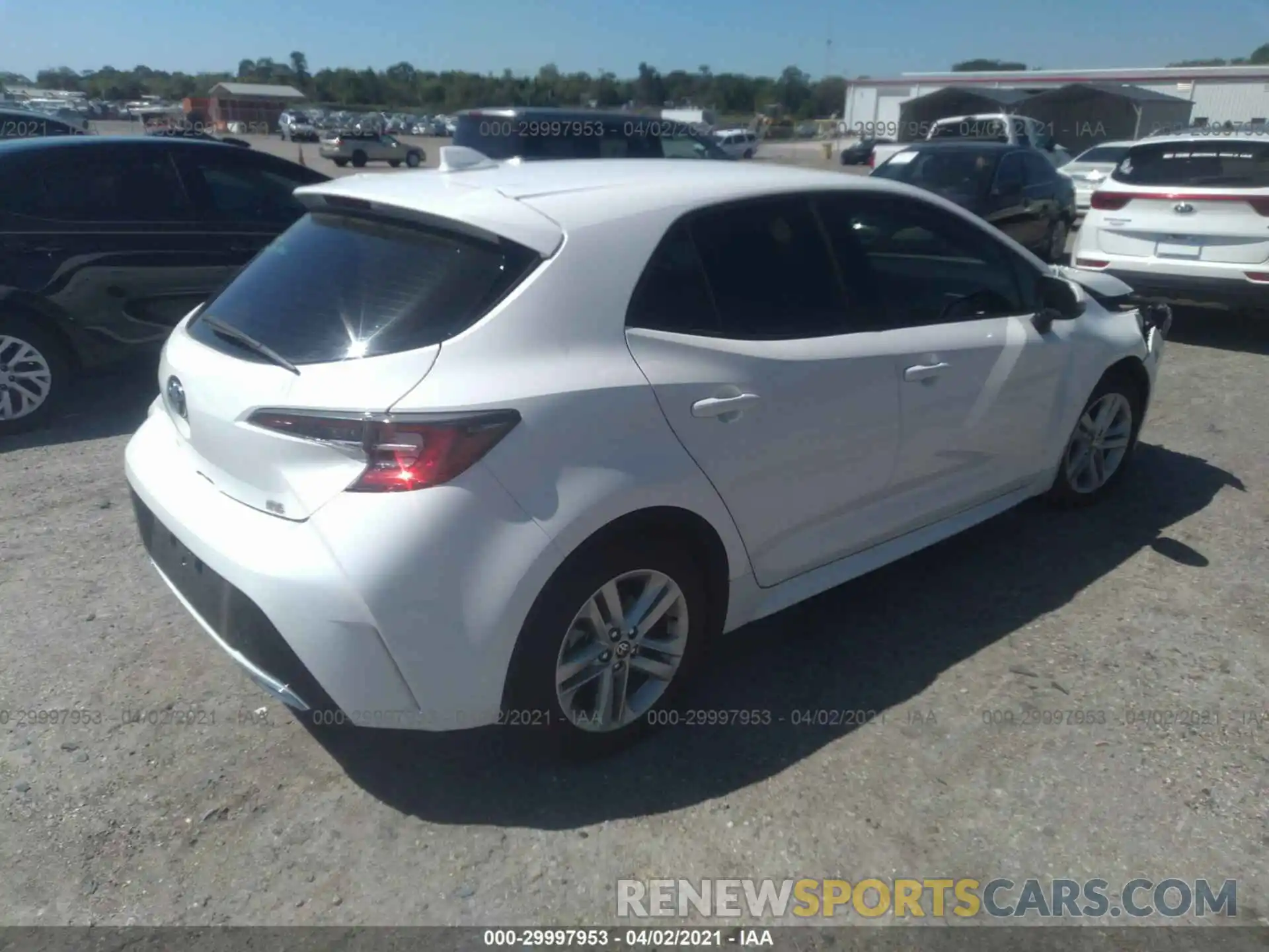 4 Photograph of a damaged car JTND4RBE0L3097718 TOYOTA COROLLA HATCHBACK 2020