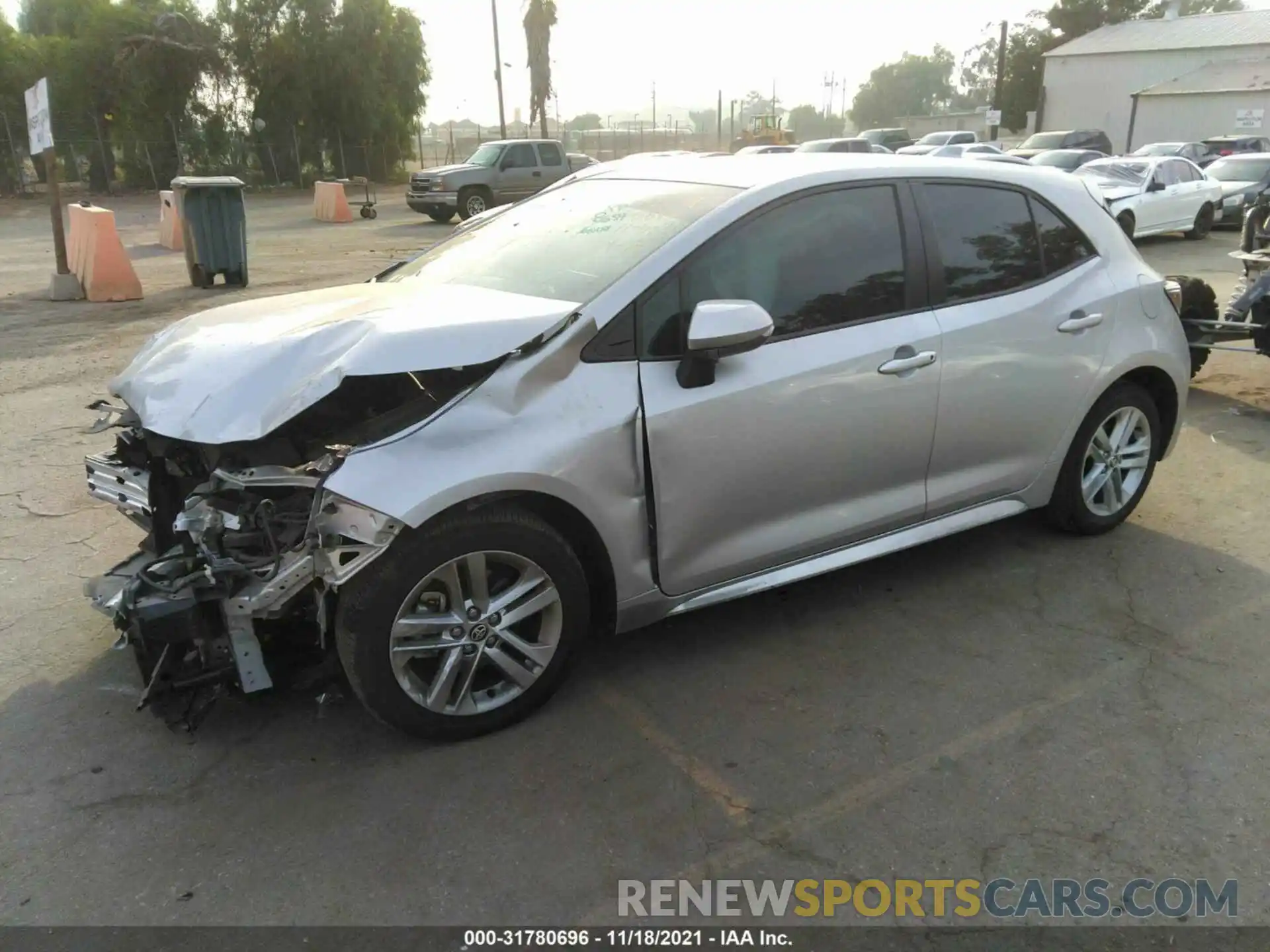 2 Photograph of a damaged car JTND4RBE1L3076909 TOYOTA COROLLA HATCHBACK 2020