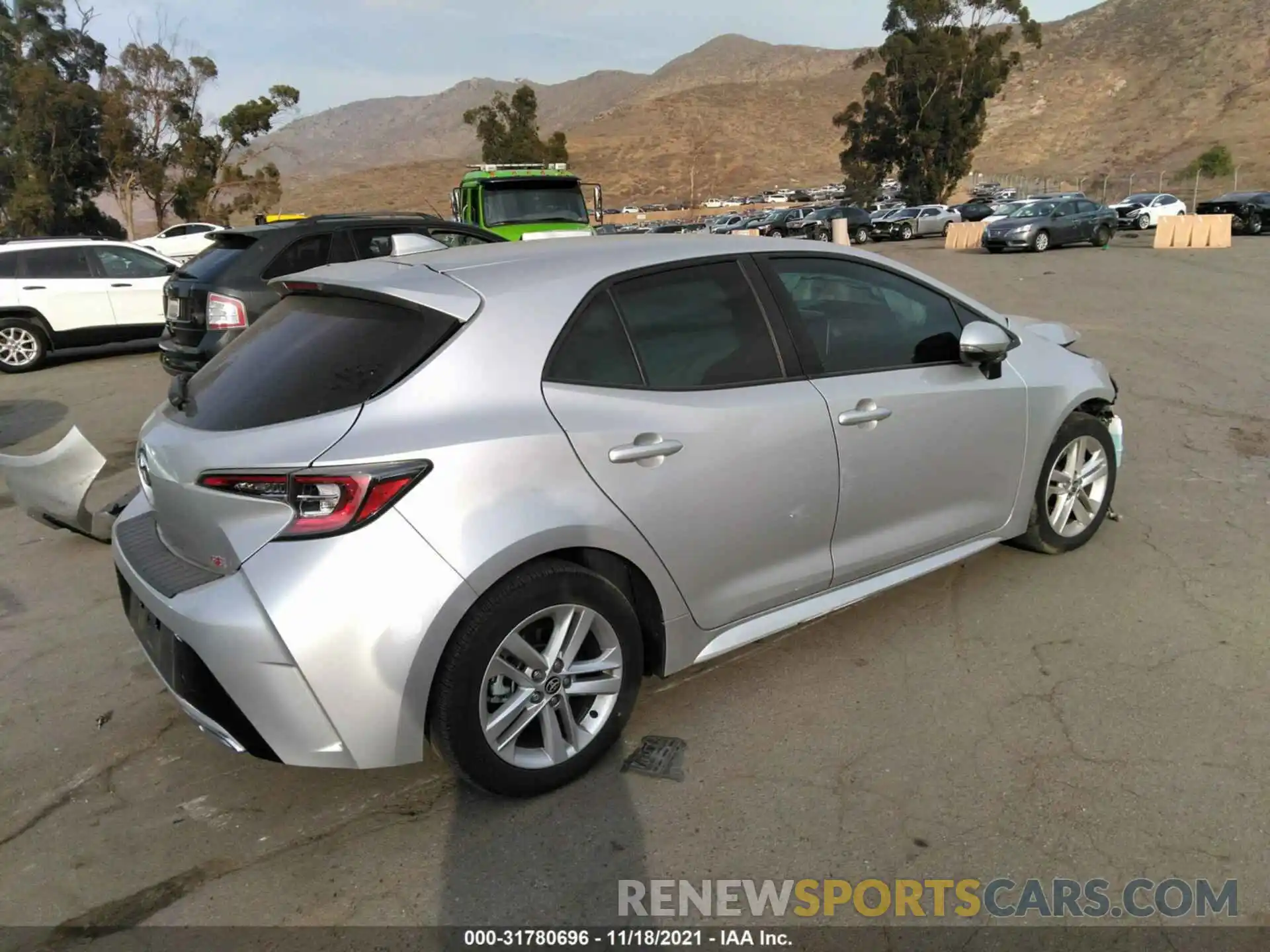 4 Photograph of a damaged car JTND4RBE1L3076909 TOYOTA COROLLA HATCHBACK 2020