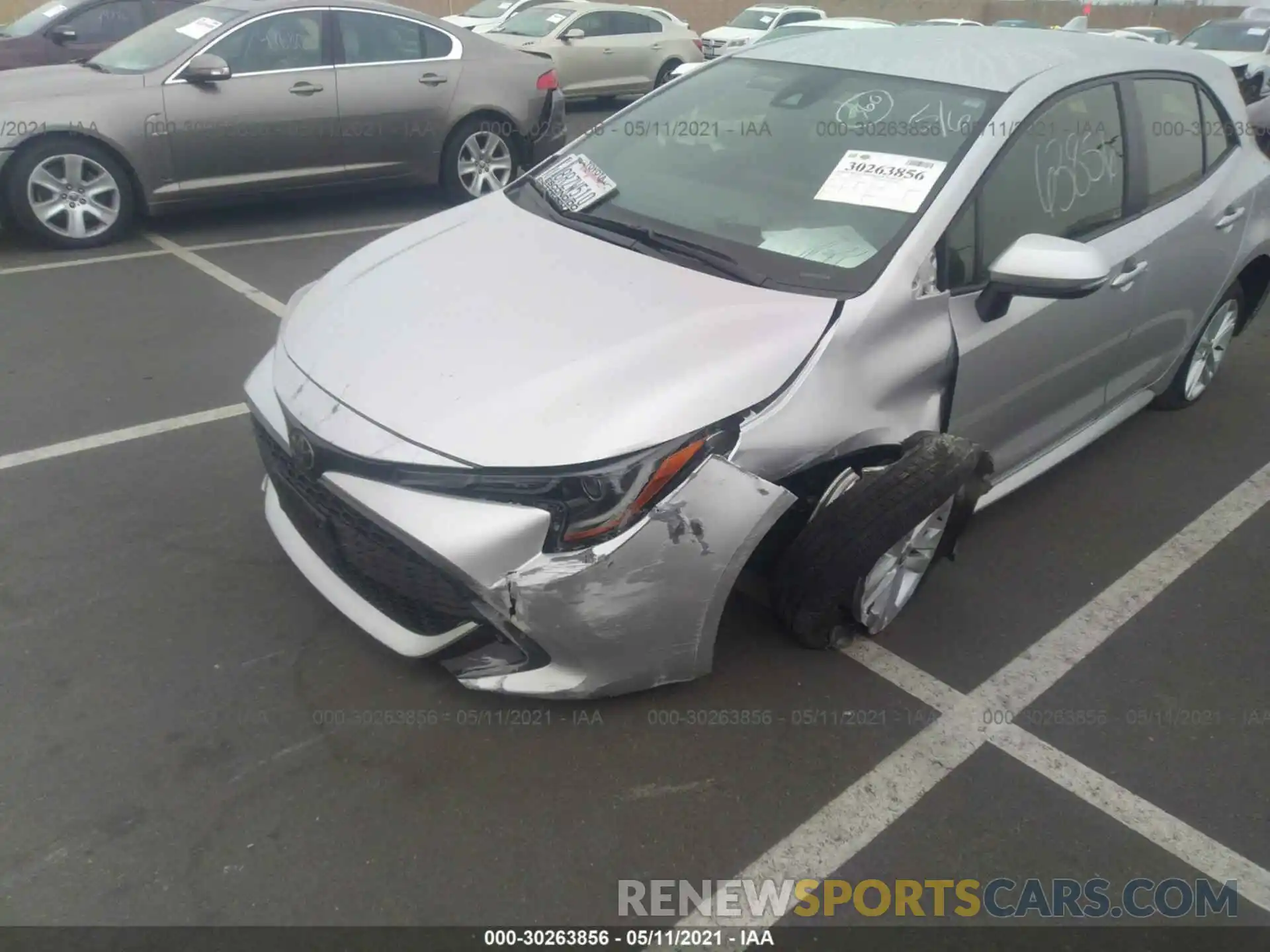 6 Photograph of a damaged car JTND4RBE1L3077669 TOYOTA COROLLA HATCHBACK 2020