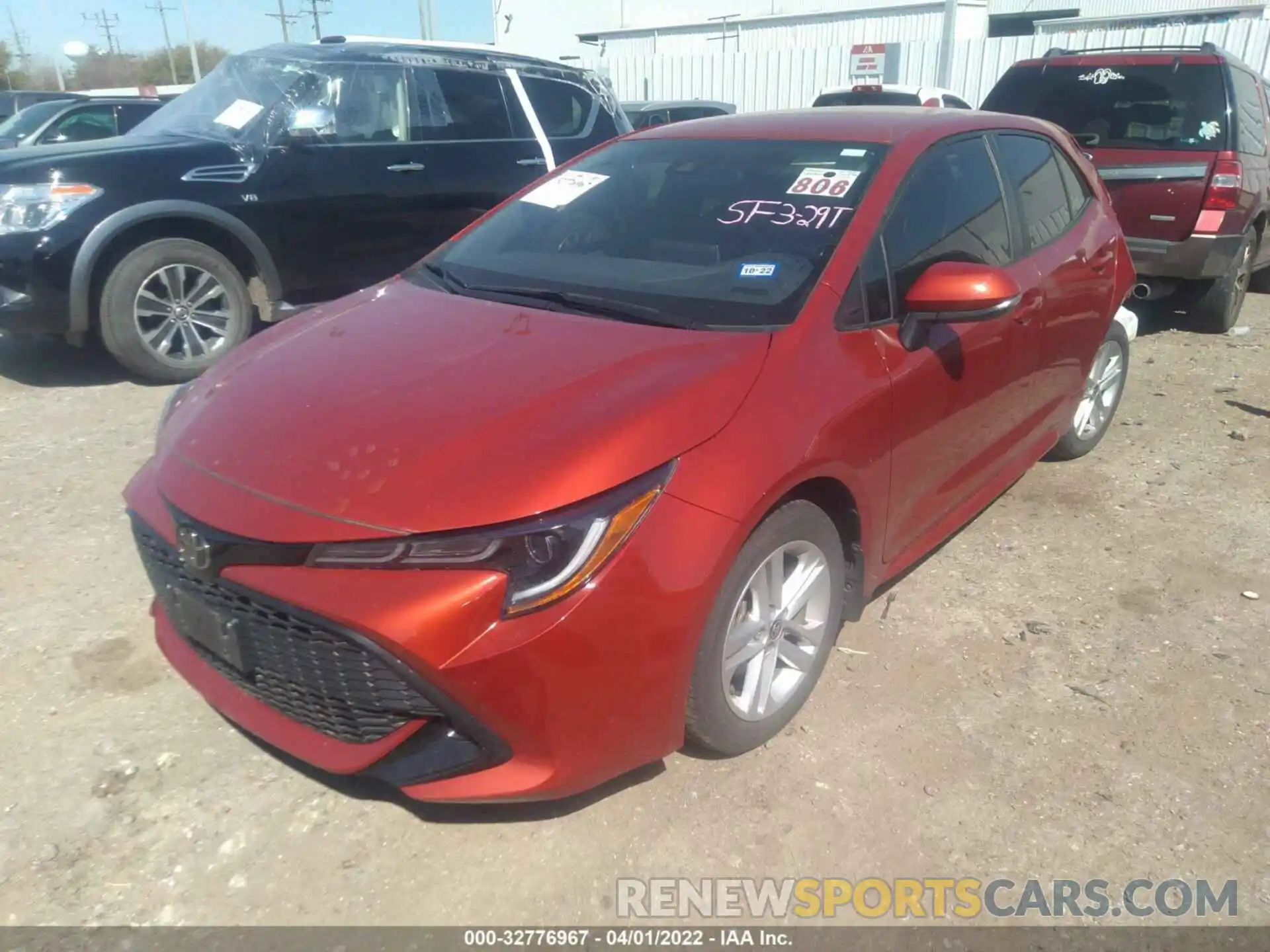 2 Photograph of a damaged car JTND4RBE1L3083536 TOYOTA COROLLA HATCHBACK 2020