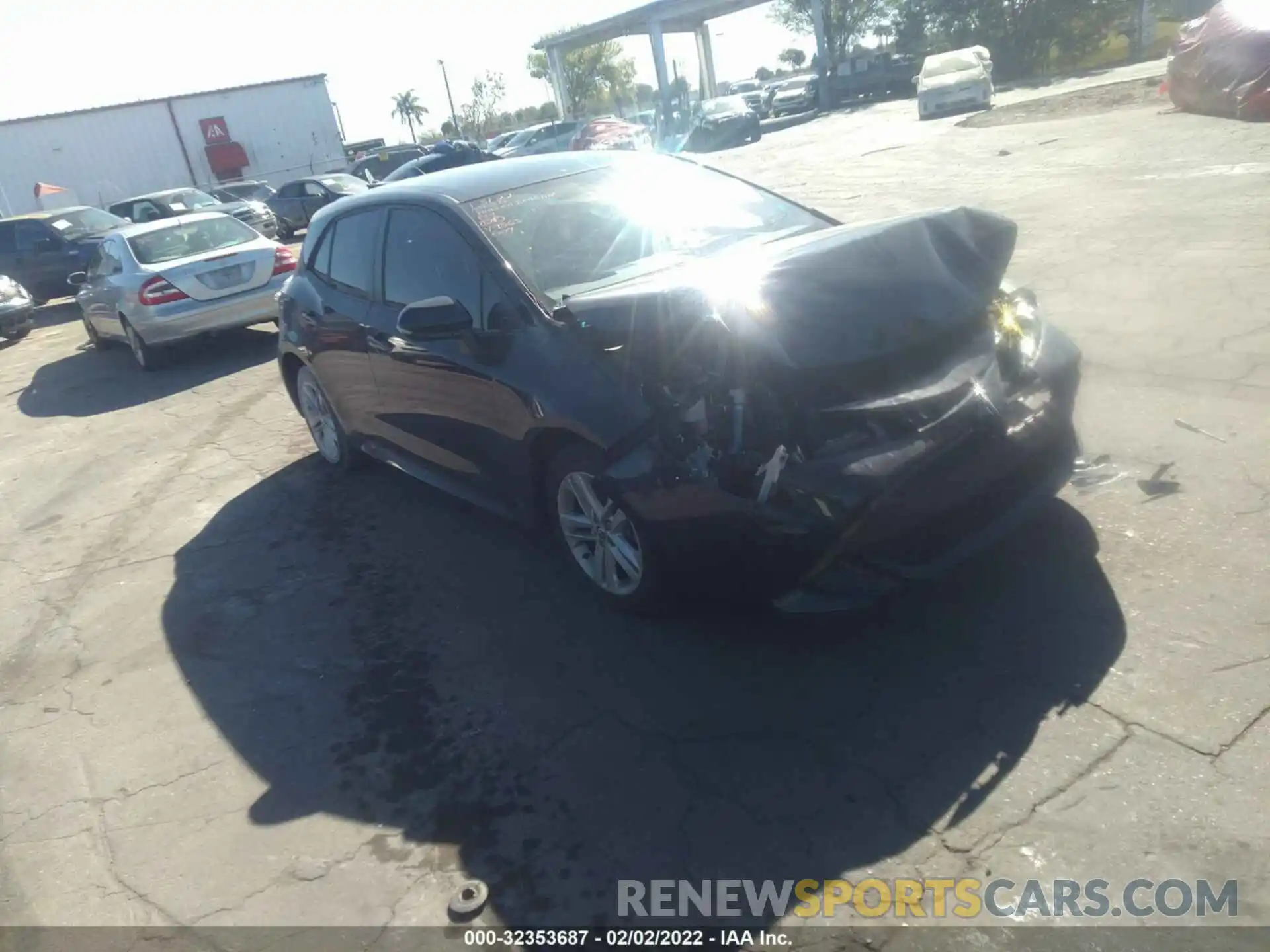 1 Photograph of a damaged car JTND4RBE1L3089563 TOYOTA COROLLA HATCHBACK 2020