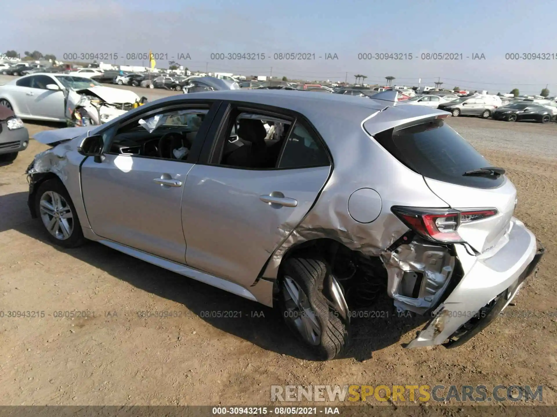 3 Photograph of a damaged car JTND4RBE1L3093080 TOYOTA COROLLA HATCHBACK 2020