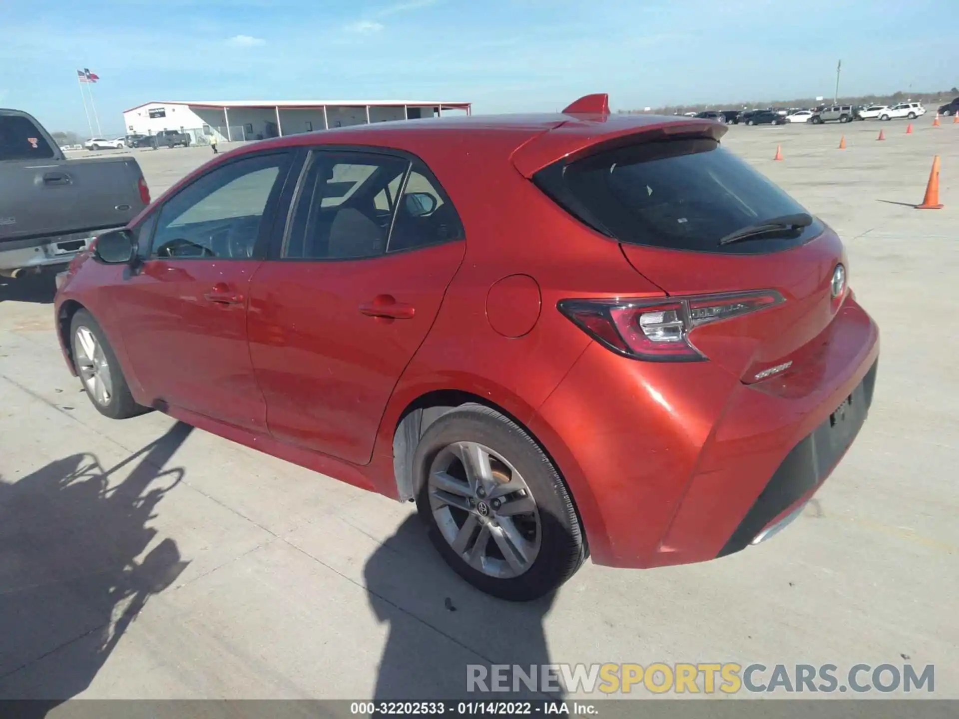 3 Photograph of a damaged car JTND4RBE1L3095184 TOYOTA COROLLA HATCHBACK 2020