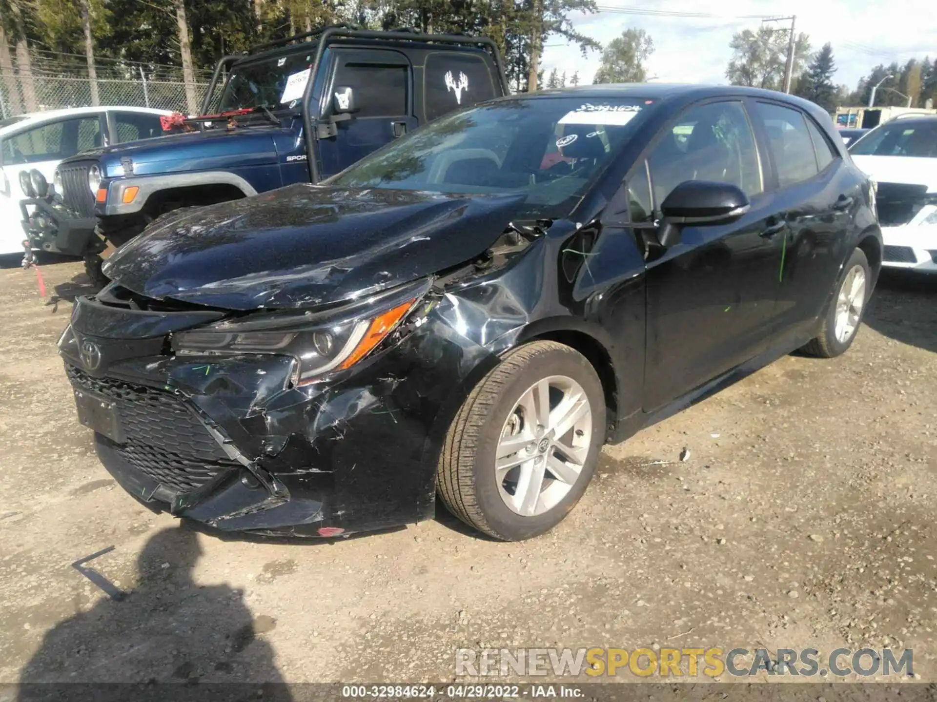 2 Photograph of a damaged car JTND4RBE1L3103977 TOYOTA COROLLA HATCHBACK 2020