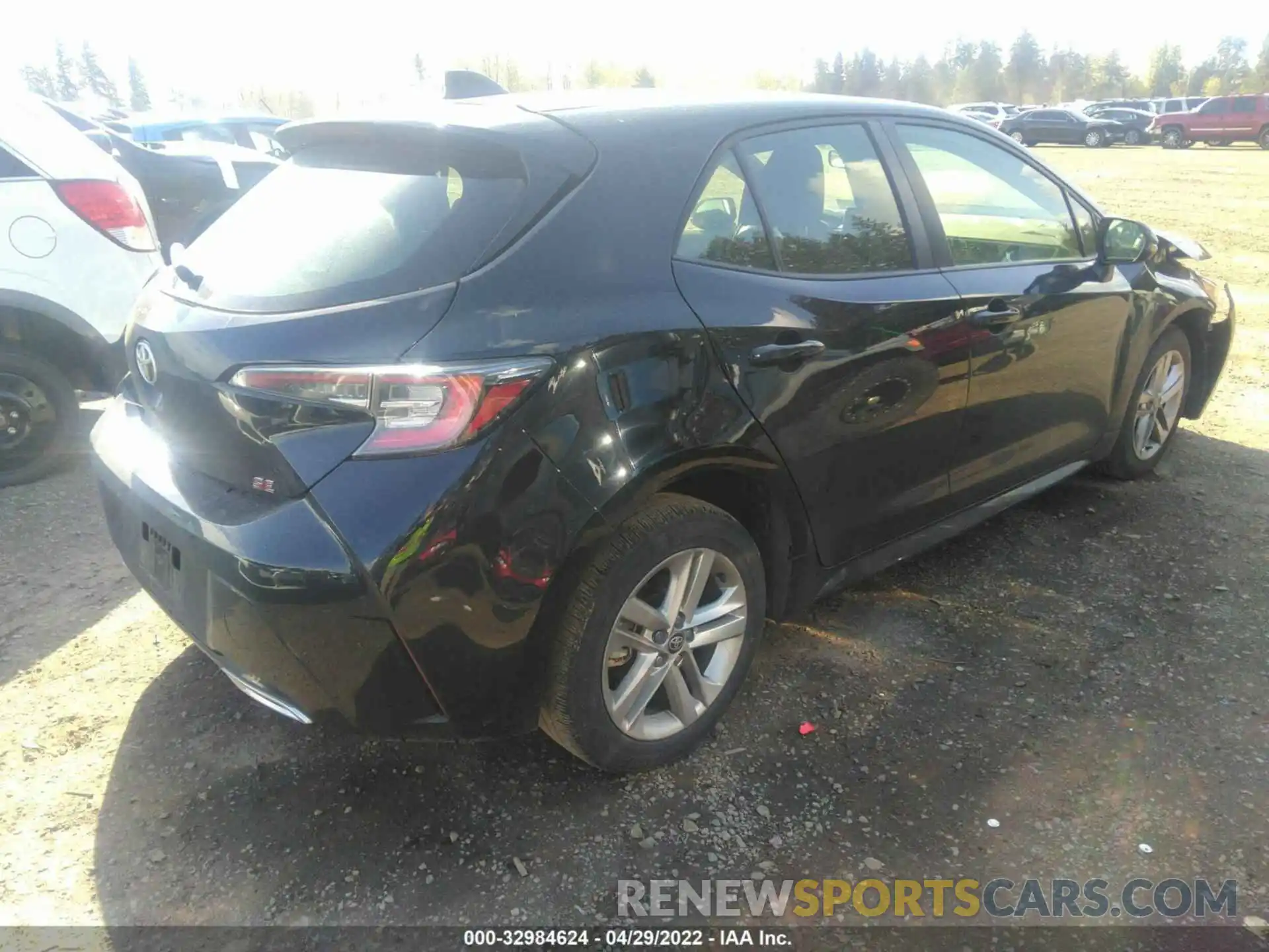 4 Photograph of a damaged car JTND4RBE1L3103977 TOYOTA COROLLA HATCHBACK 2020