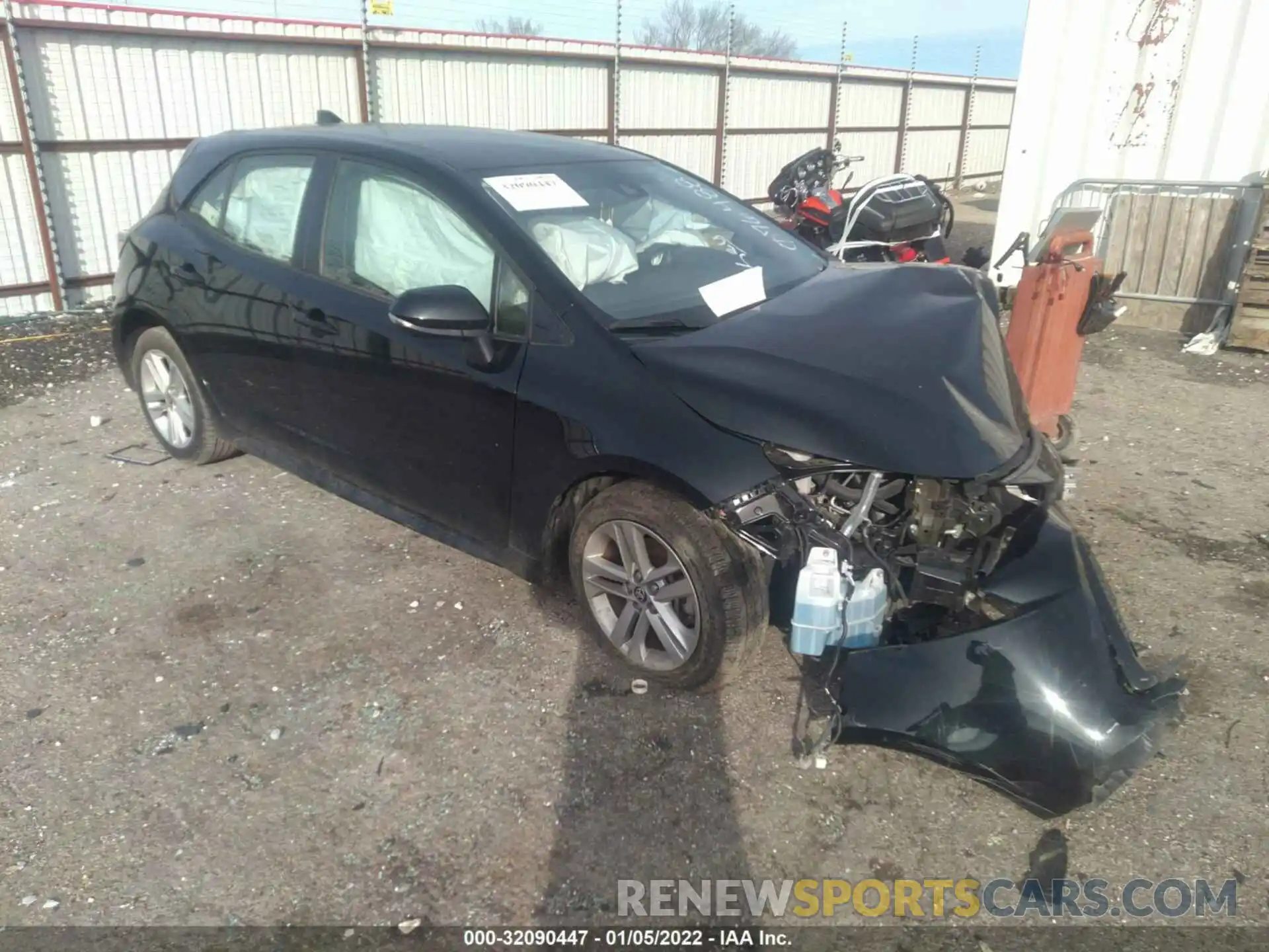 1 Photograph of a damaged car JTND4RBE2L3076448 TOYOTA COROLLA HATCHBACK 2020