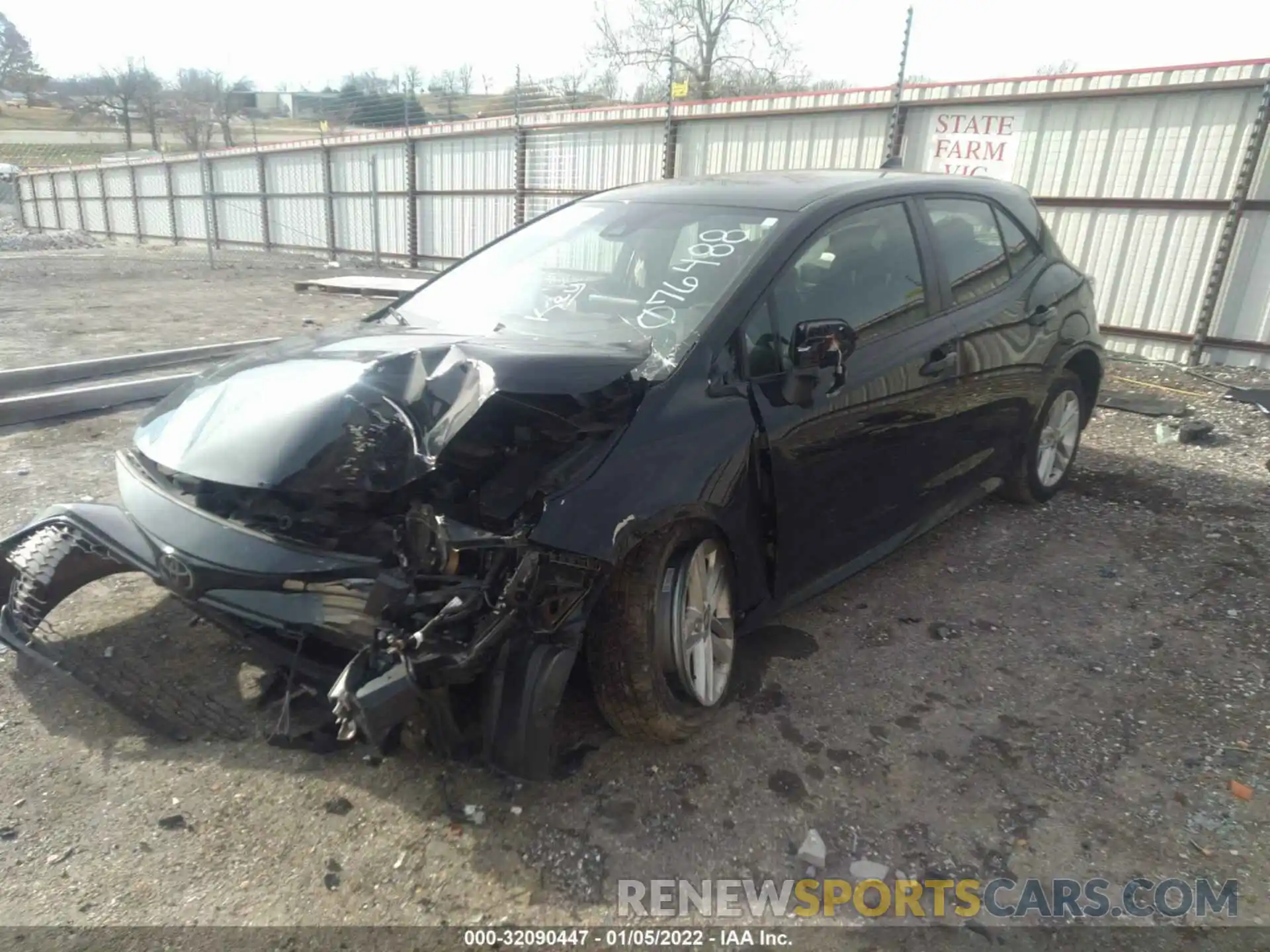 2 Photograph of a damaged car JTND4RBE2L3076448 TOYOTA COROLLA HATCHBACK 2020