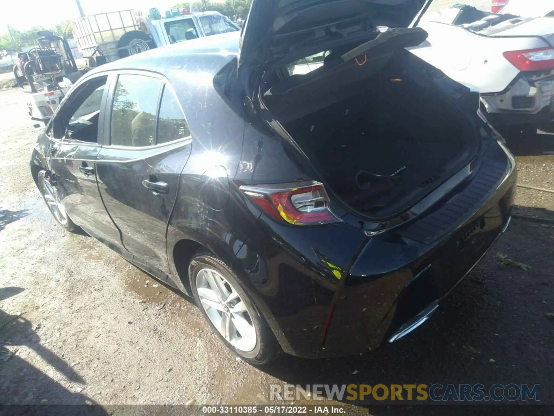 3 Photograph of a damaged car JTND4RBE2L3081438 TOYOTA COROLLA HATCHBACK 2020