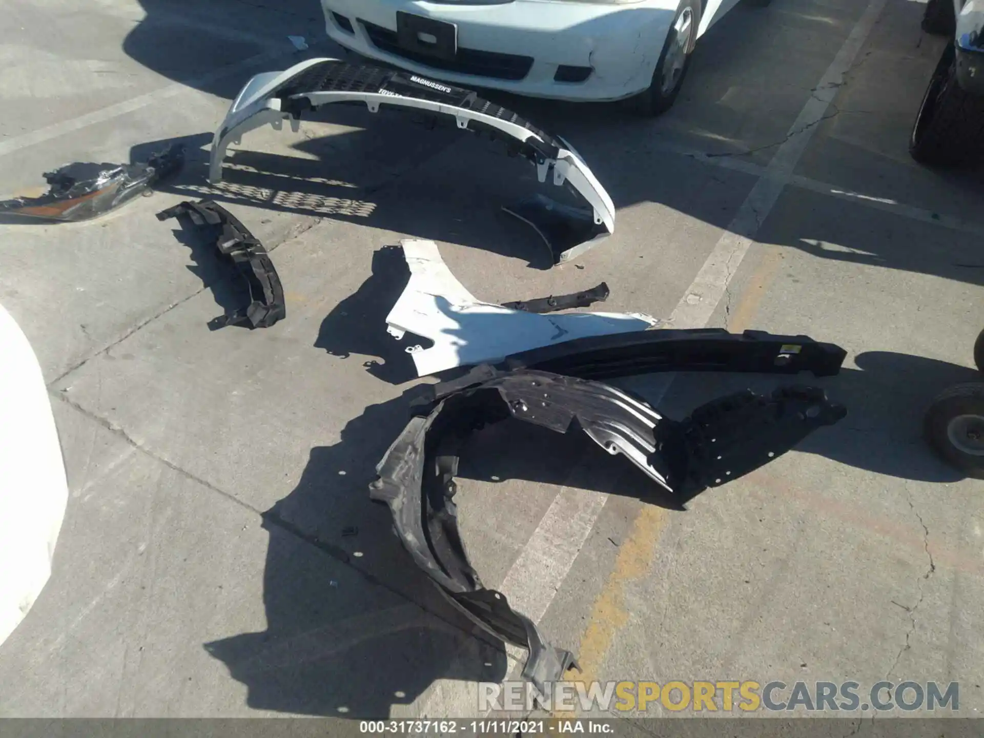 12 Photograph of a damaged car JTND4RBE2L3084338 TOYOTA COROLLA HATCHBACK 2020