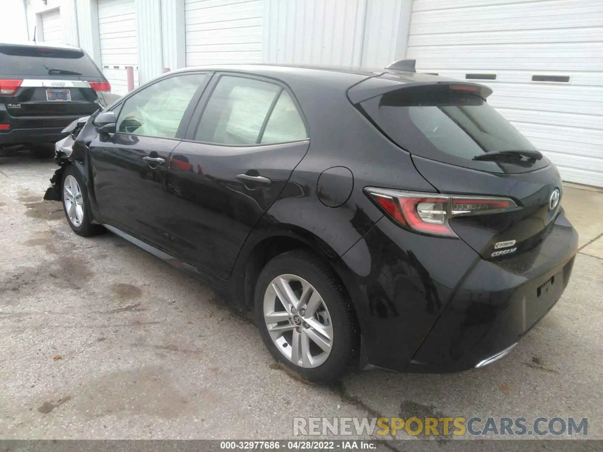 3 Photograph of a damaged car JTND4RBE3L3079858 TOYOTA COROLLA HATCHBACK 2020