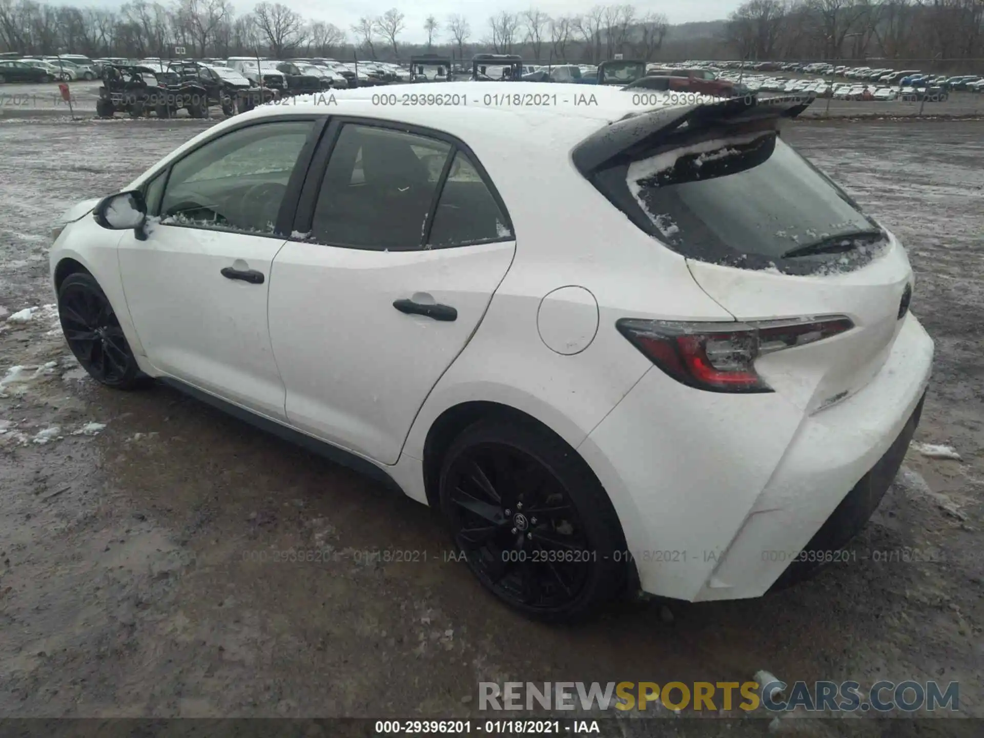 3 Photograph of a damaged car JTND4RBE3L3088110 TOYOTA COROLLA HATCHBACK 2020